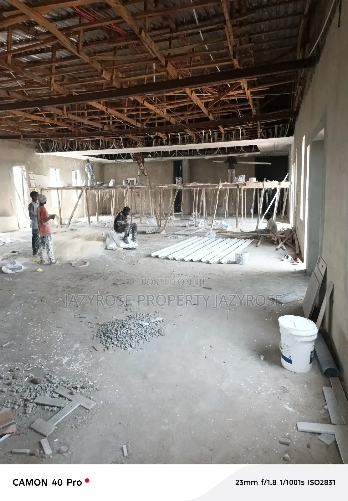 A Commercial Property for Rent in Guzape District