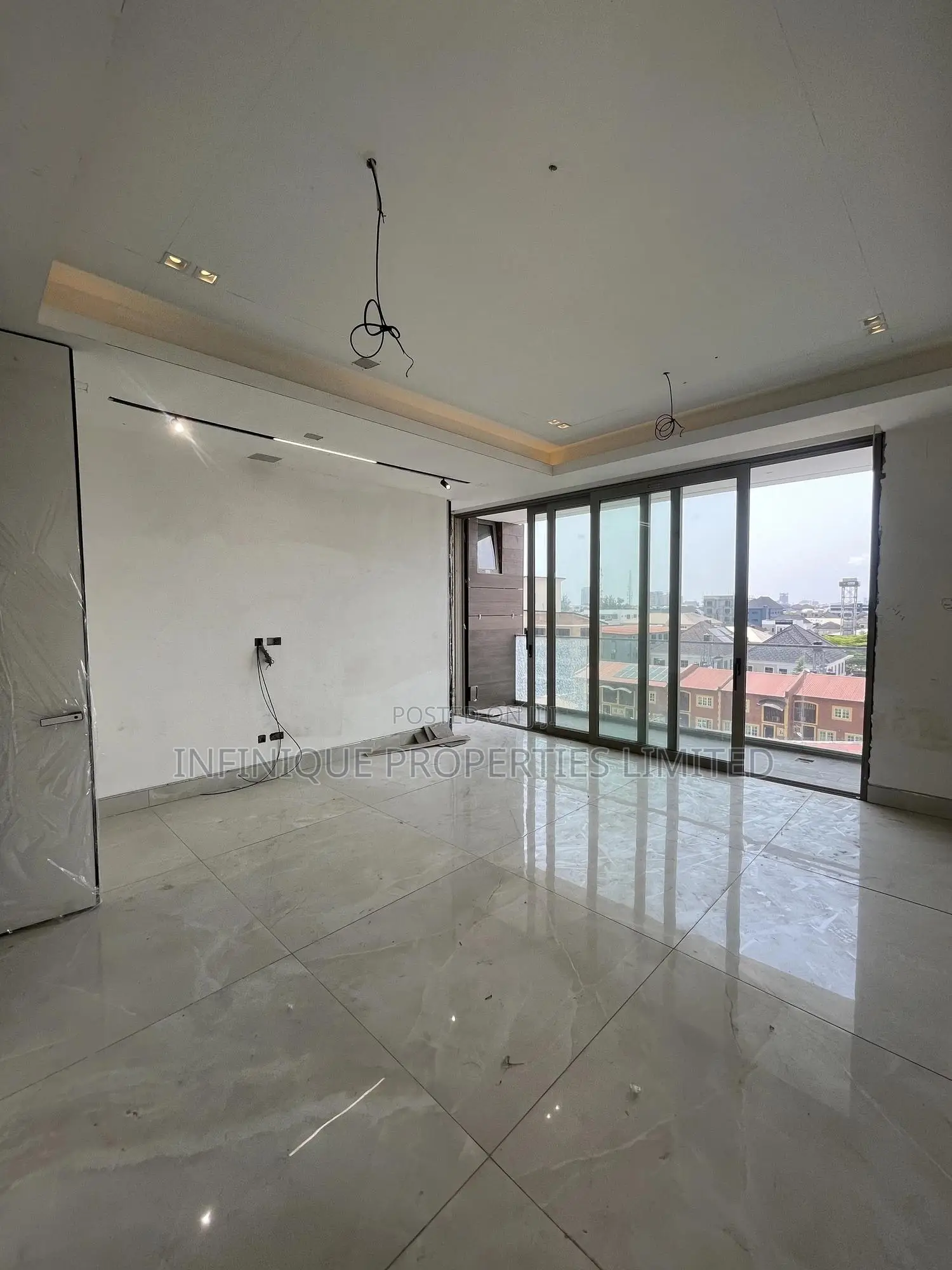 4bdrm Maisonette in Lekki Phase 1 for sale in Lekki Phase 1