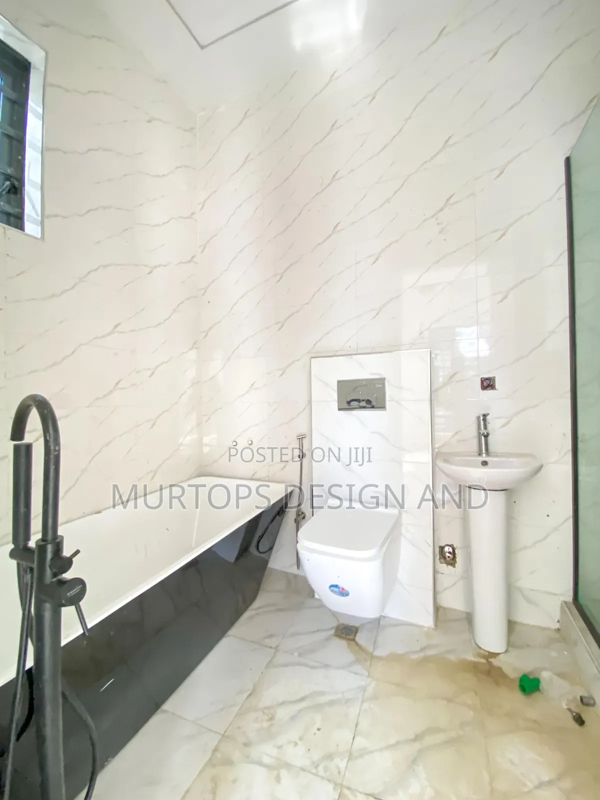 4bdrm Duplex in Ikota for sale in Ikota