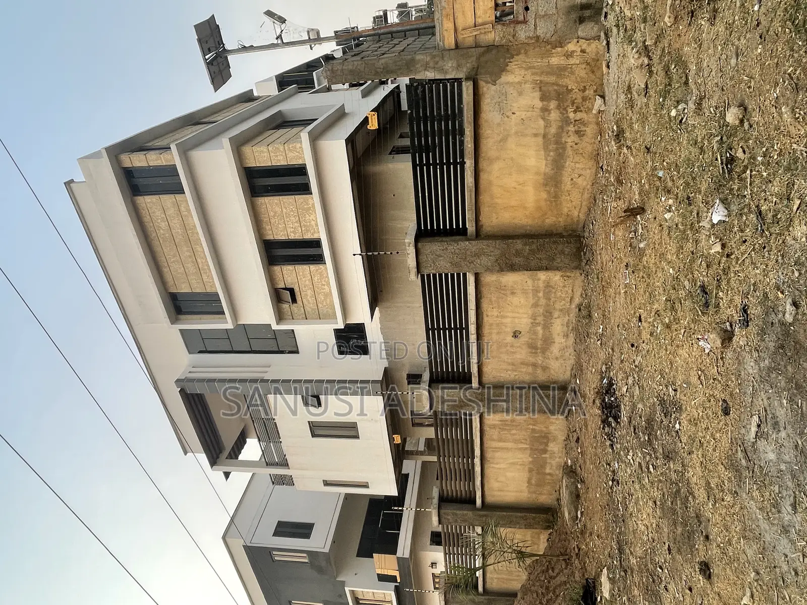 5bdrm Duplex in Jahi Gilmore,Fct for sale in Jahi