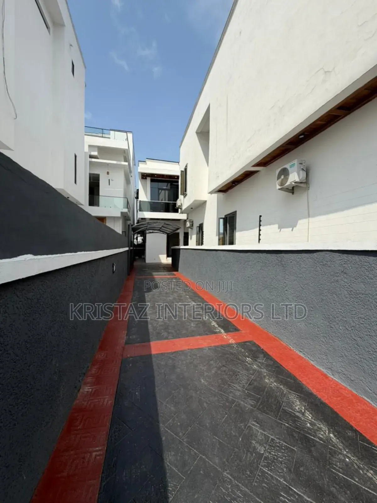 4bdrm Duplex in Lekki Phase 2 for sale in Lekki Phase 2