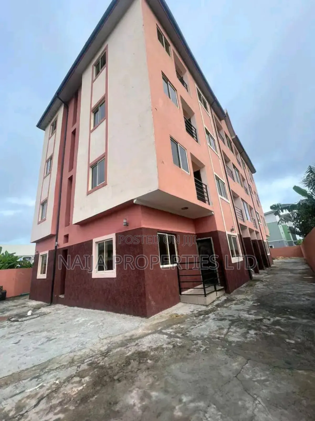 3bdrm Block of Flats in Abijo Gra for sale in Abijo