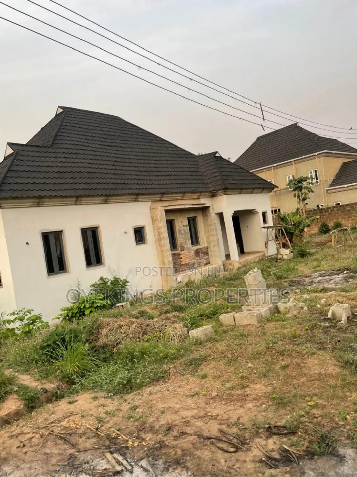 3bdrm Bungalow in Ayilara, Akala Express for sale in Akala Express