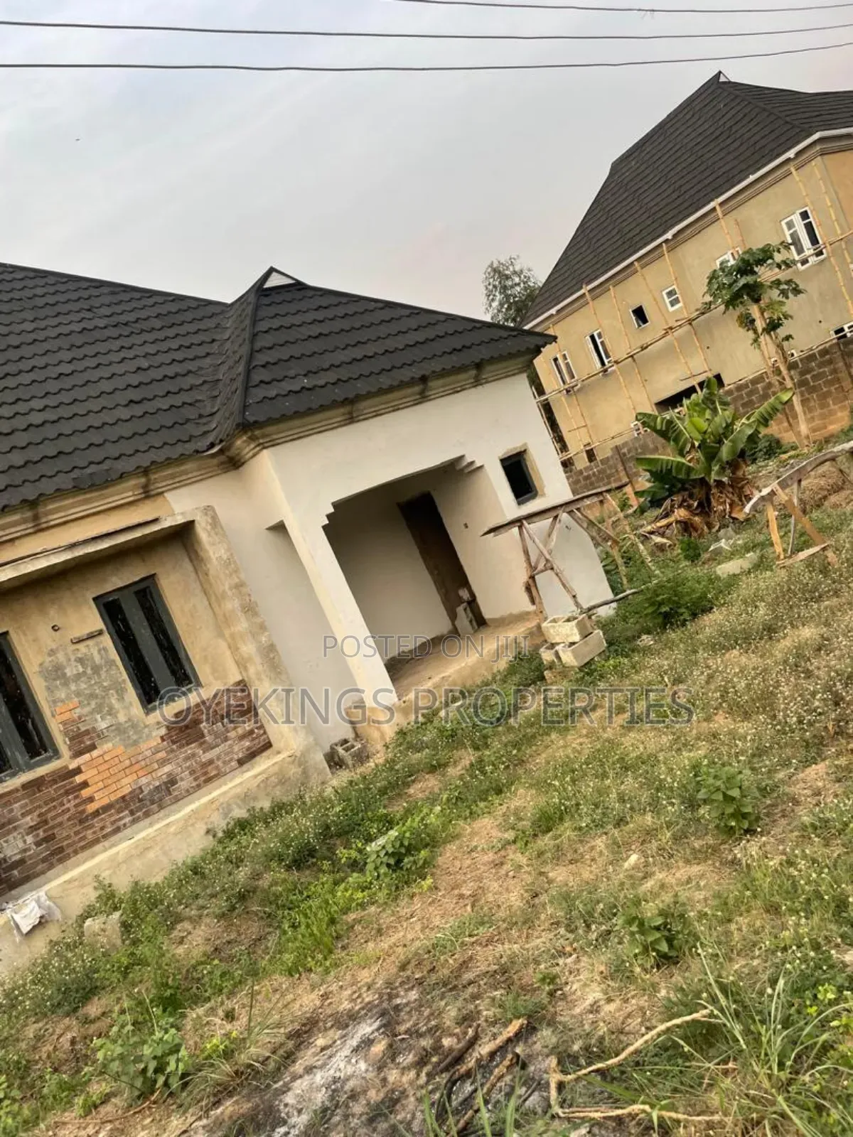 3bdrm Bungalow in Ayilara, Akala Express for sale in Akala Express