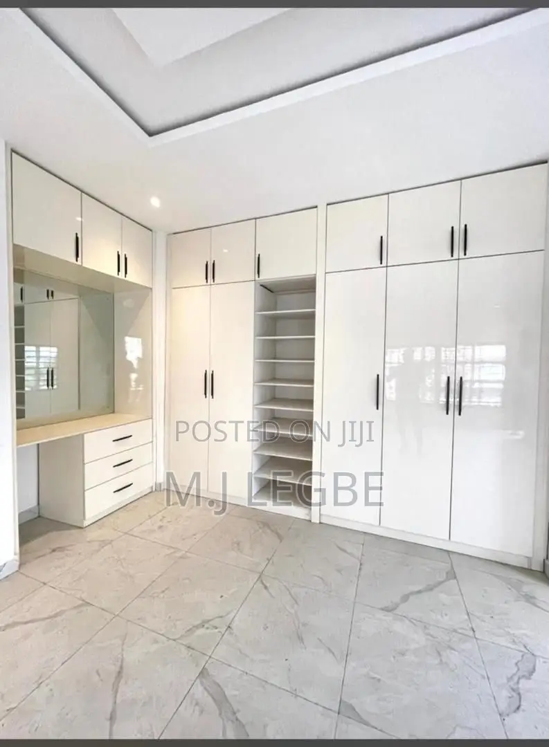 5bdrm Duplex in Phase 1, Lekki for rent in Lekki