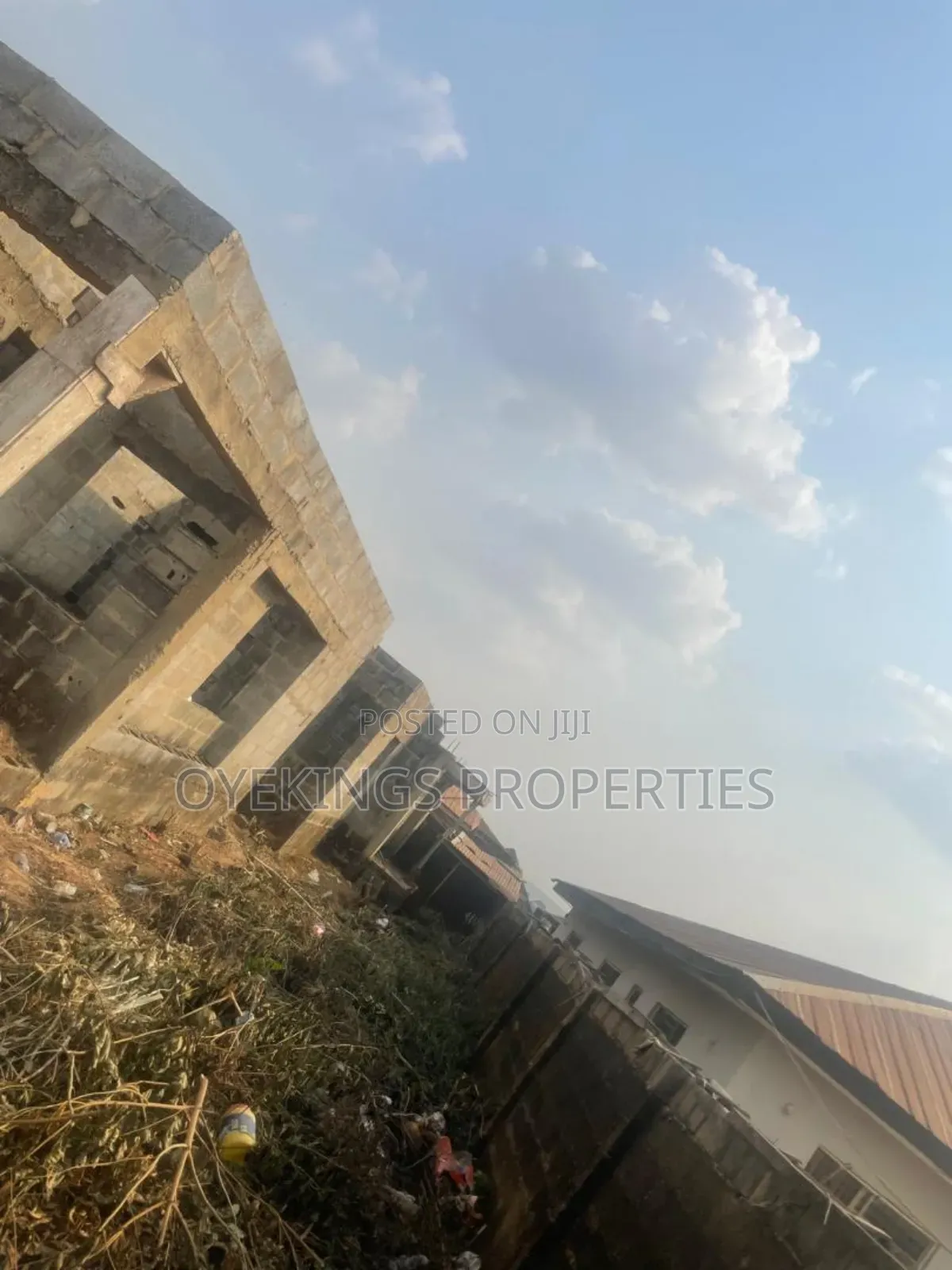 4bdrm Bungalow in Adeoje Estate, Akala Express for sale in Akala Express