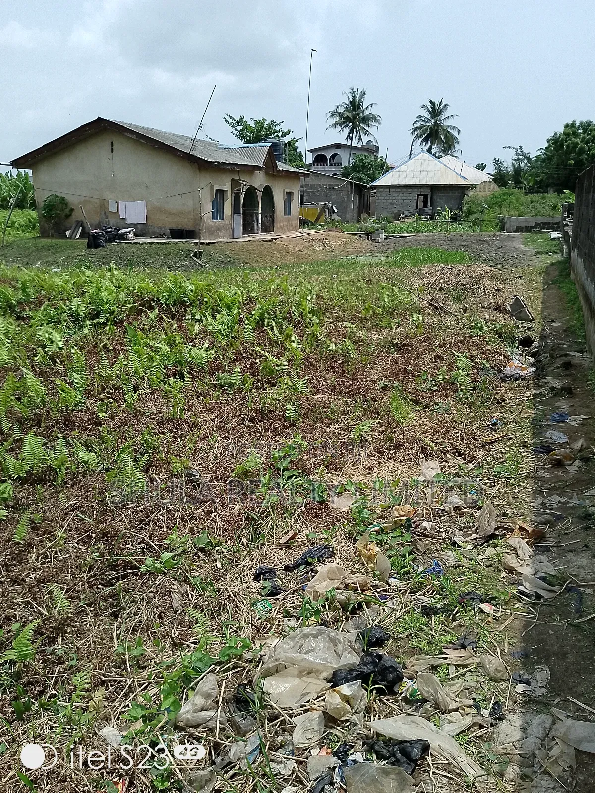 Furnished 3bdrm House in Okokomaiko for sale in Okokomaiko