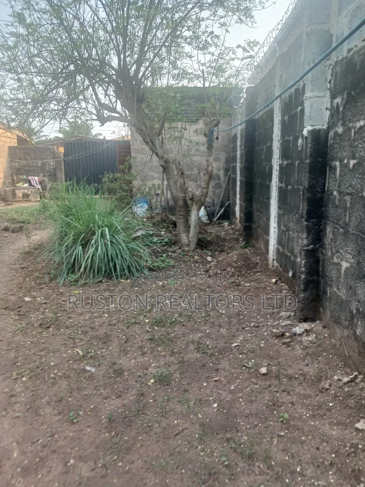 4bdrm Bungalow in Ayobo for sale in Ayobo