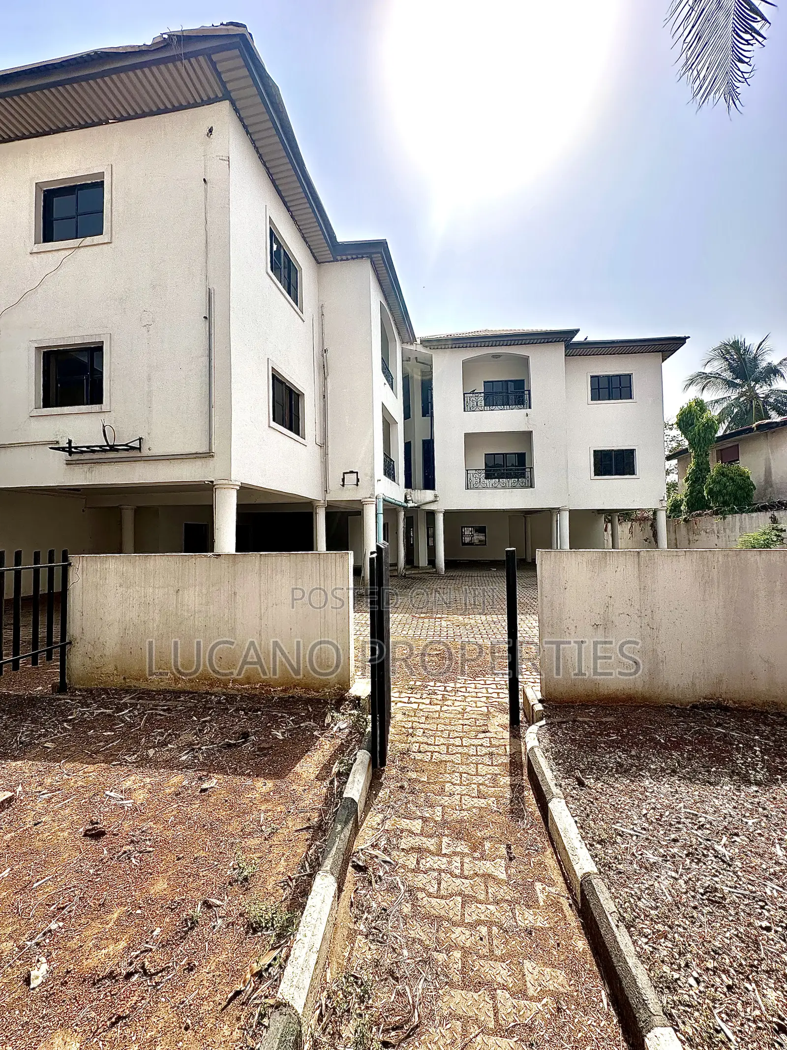 Commercial Property Suitable for Lounge, Hotel, Government Offices in Central Business District