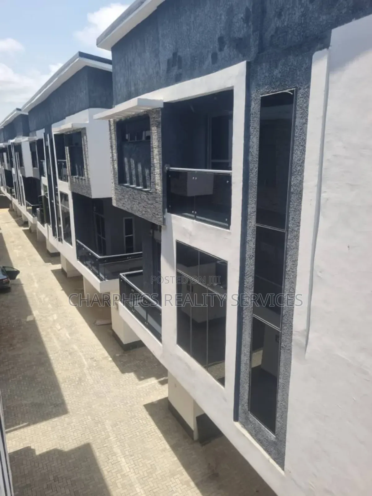 5bdrm Duplex in Payment Plan, Ajah for sale in Ajah