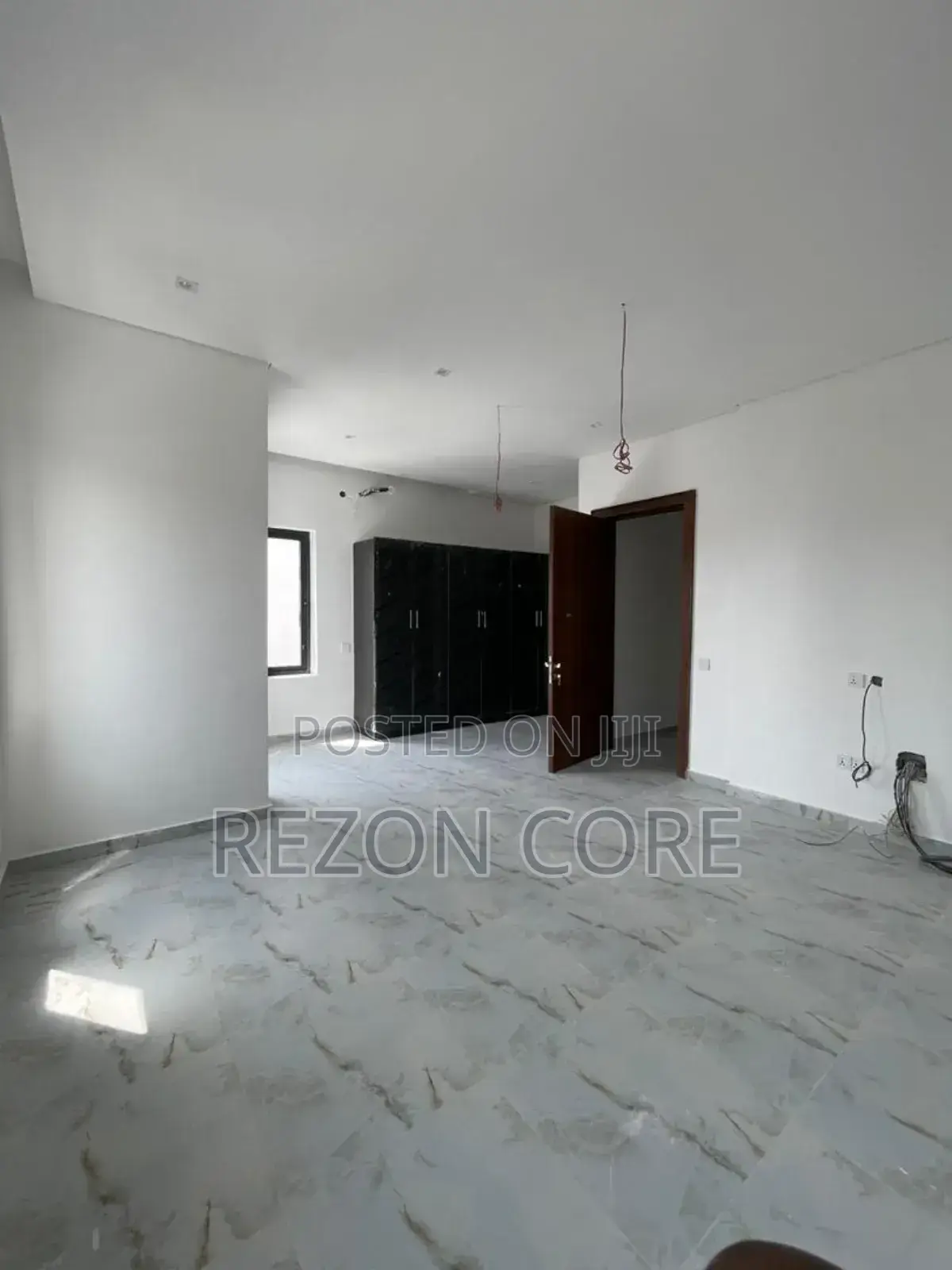 4bdrm Duplex in Lekki Phase 1 for sale in Lekki Phase 1