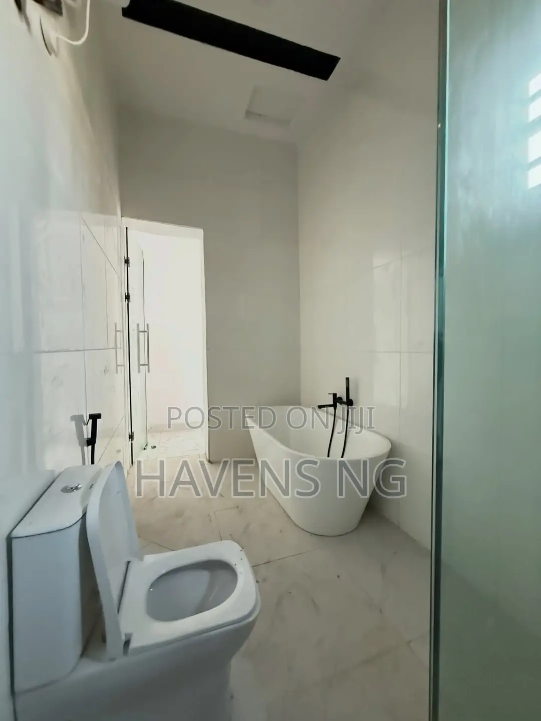 3bdrm Duplex in Sangotedo for sale in Sangotedo
