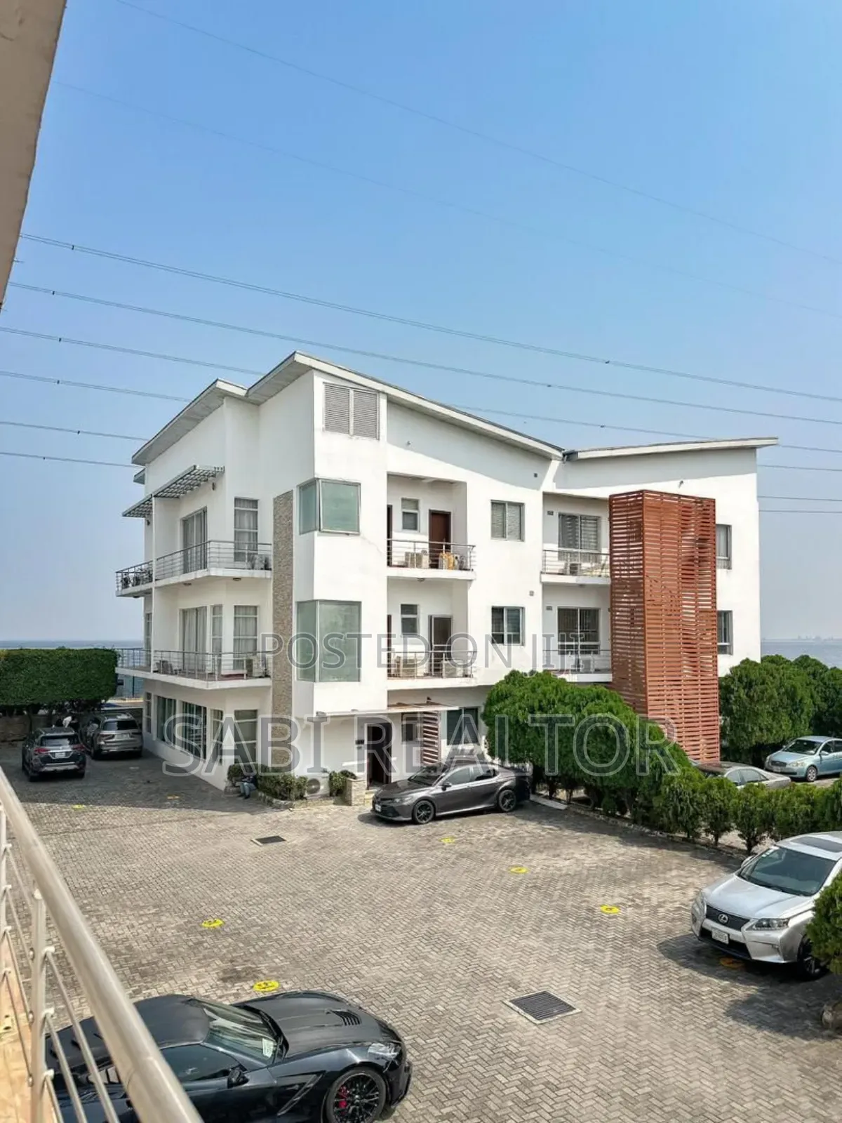 Furnished 3bdrm Duplex in Banana Island for sale in Banana Island