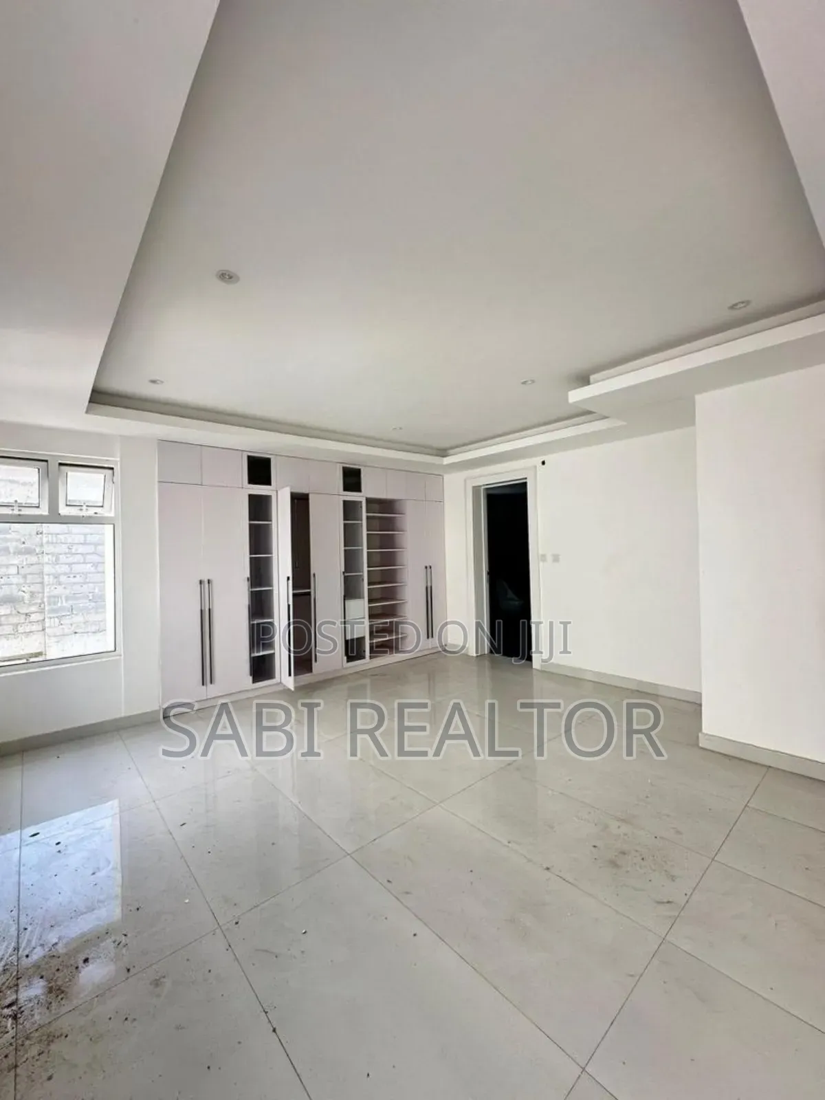 Furnished 5bdrm Duplex in Banana Island for sale in Banana Island