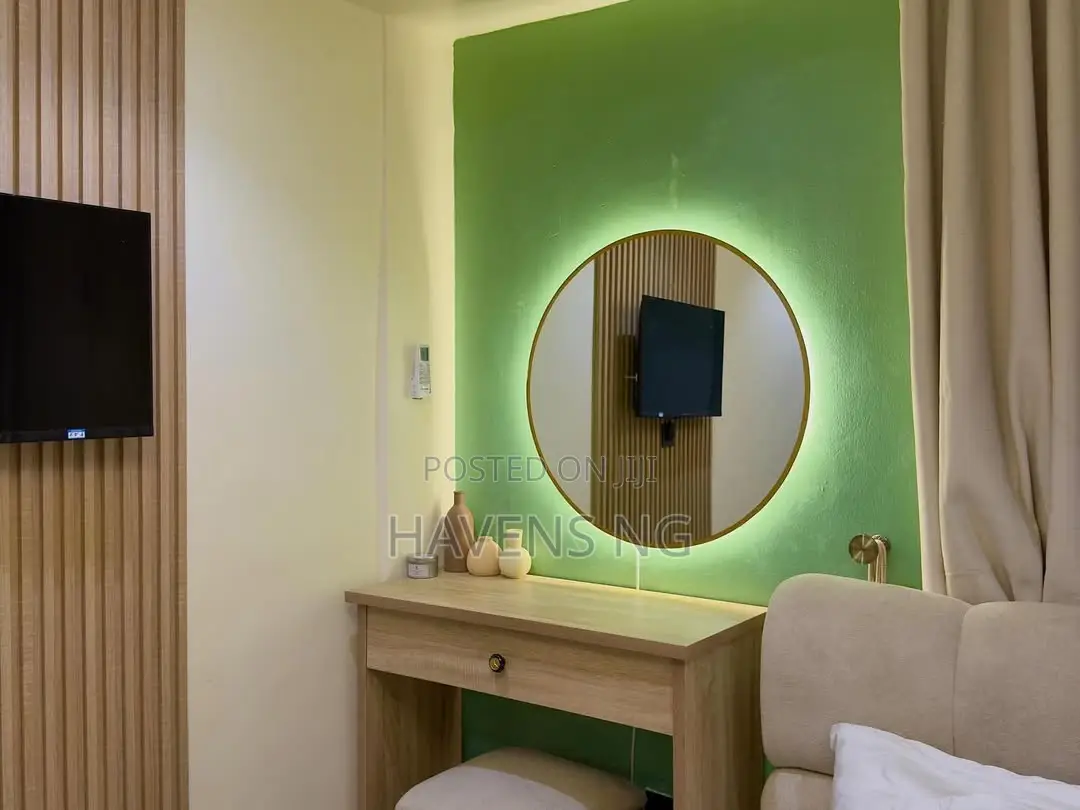 Lux 1 Bedroom Penthouse With 2 Balconies, Terrace in Lekki Phase 1