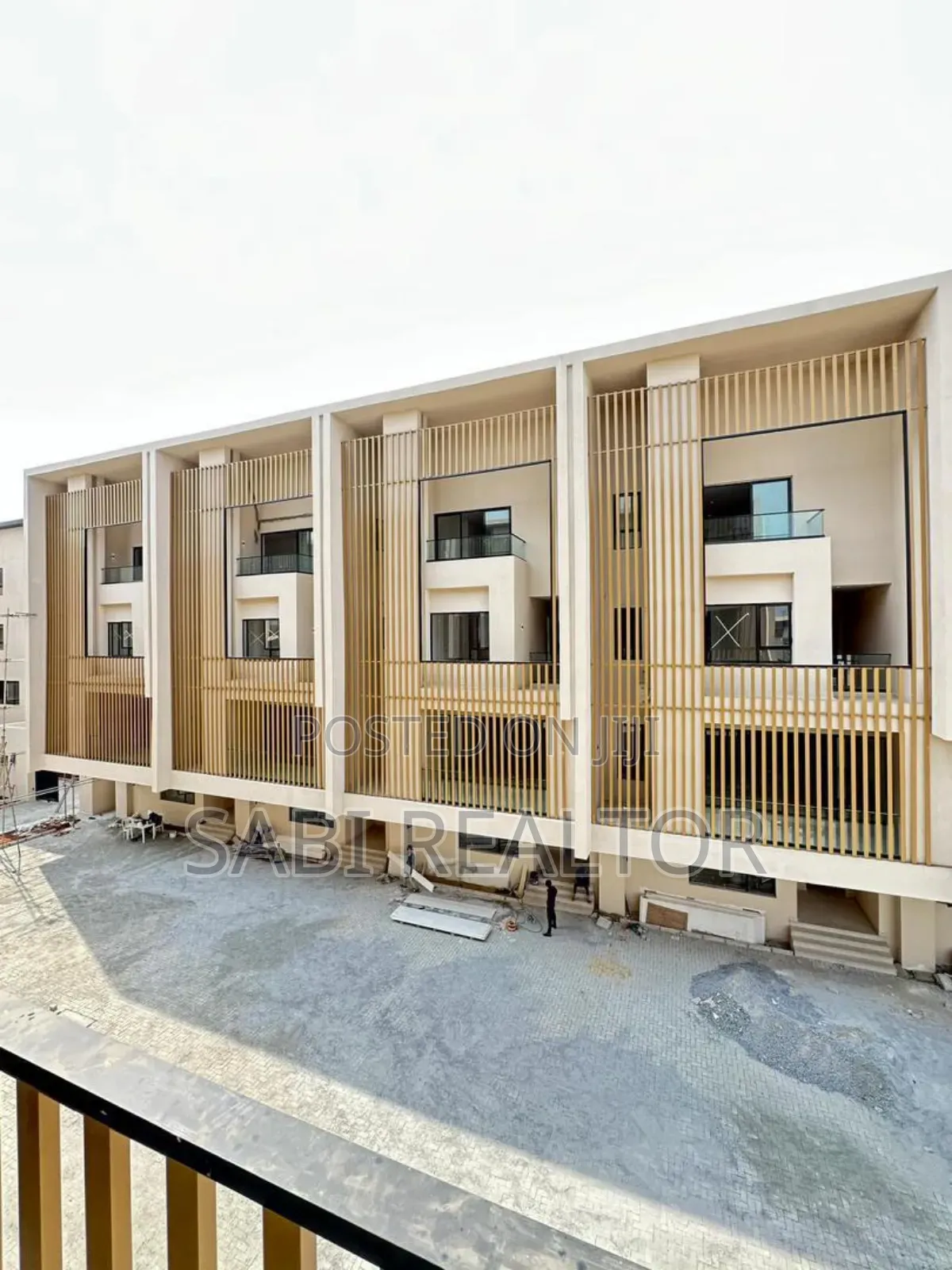 Breathtaking Waterfront 5 Bedroom Terrace Duplex Plus Bq, Pool, Gym in Banana Island