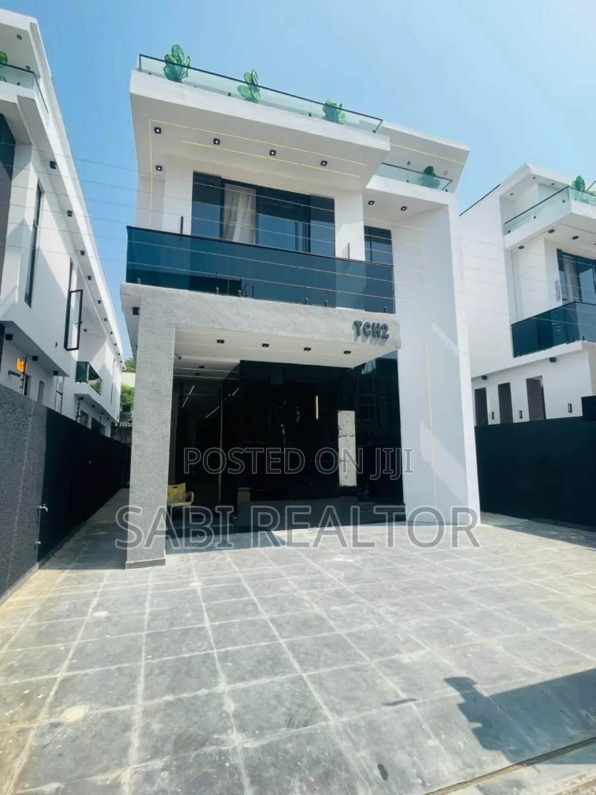 Furnished 5bdrm Duplex in Chevron, Lekki for sale in Chevron