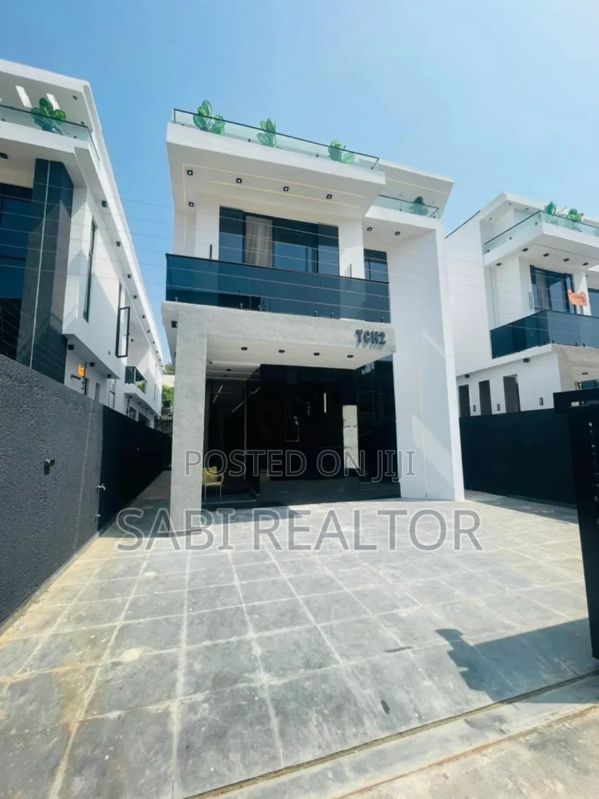 Furnished 5bdrm Duplex in Chevron, Lekki for sale in Chevron