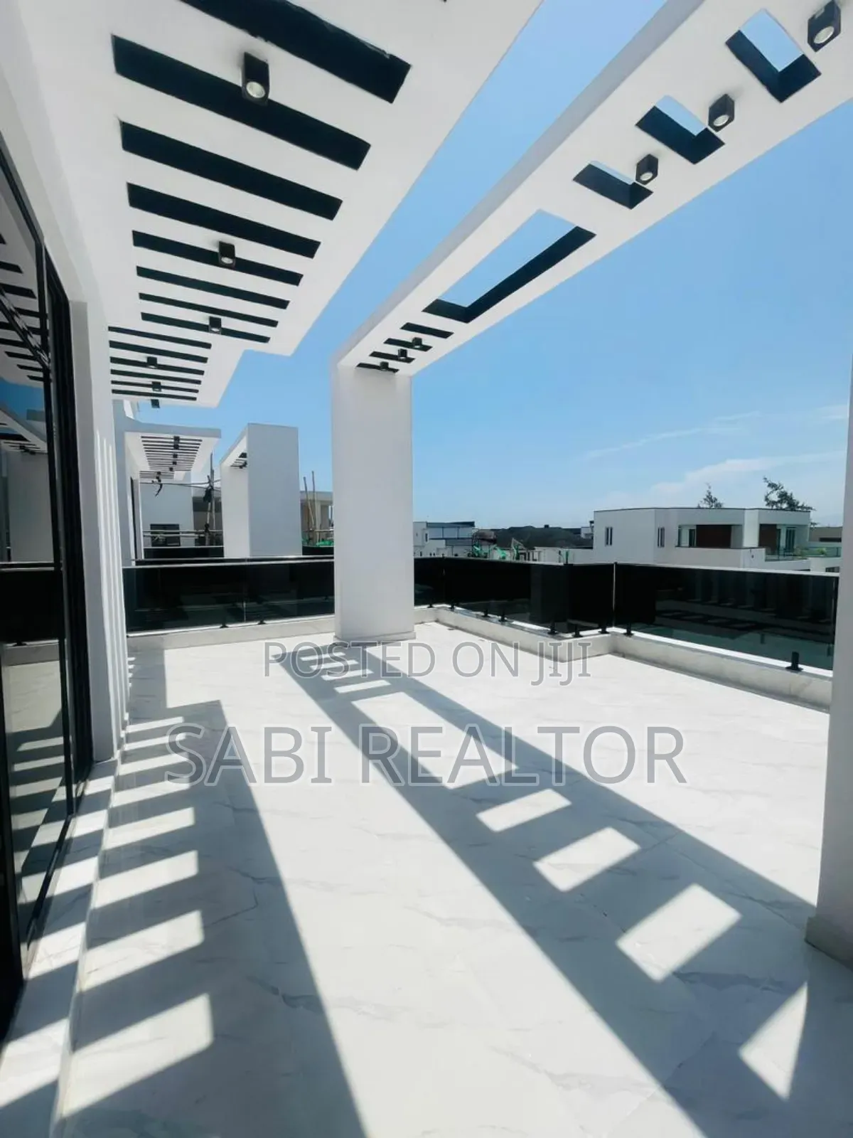 Furnished 5bdrm Duplex in Lekki County for sale in Lekki Phase 2