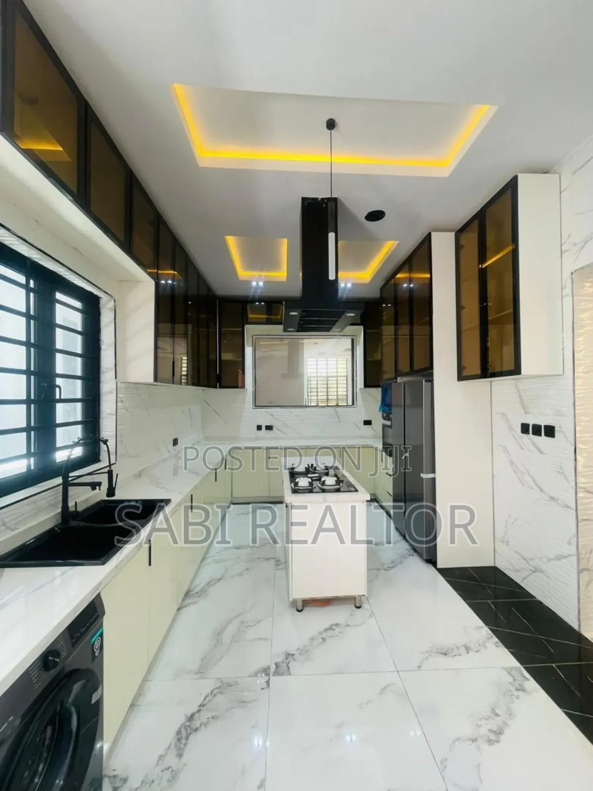 Furnished 5bdrm Duplex in Lekki County for sale in Lekki Phase 2