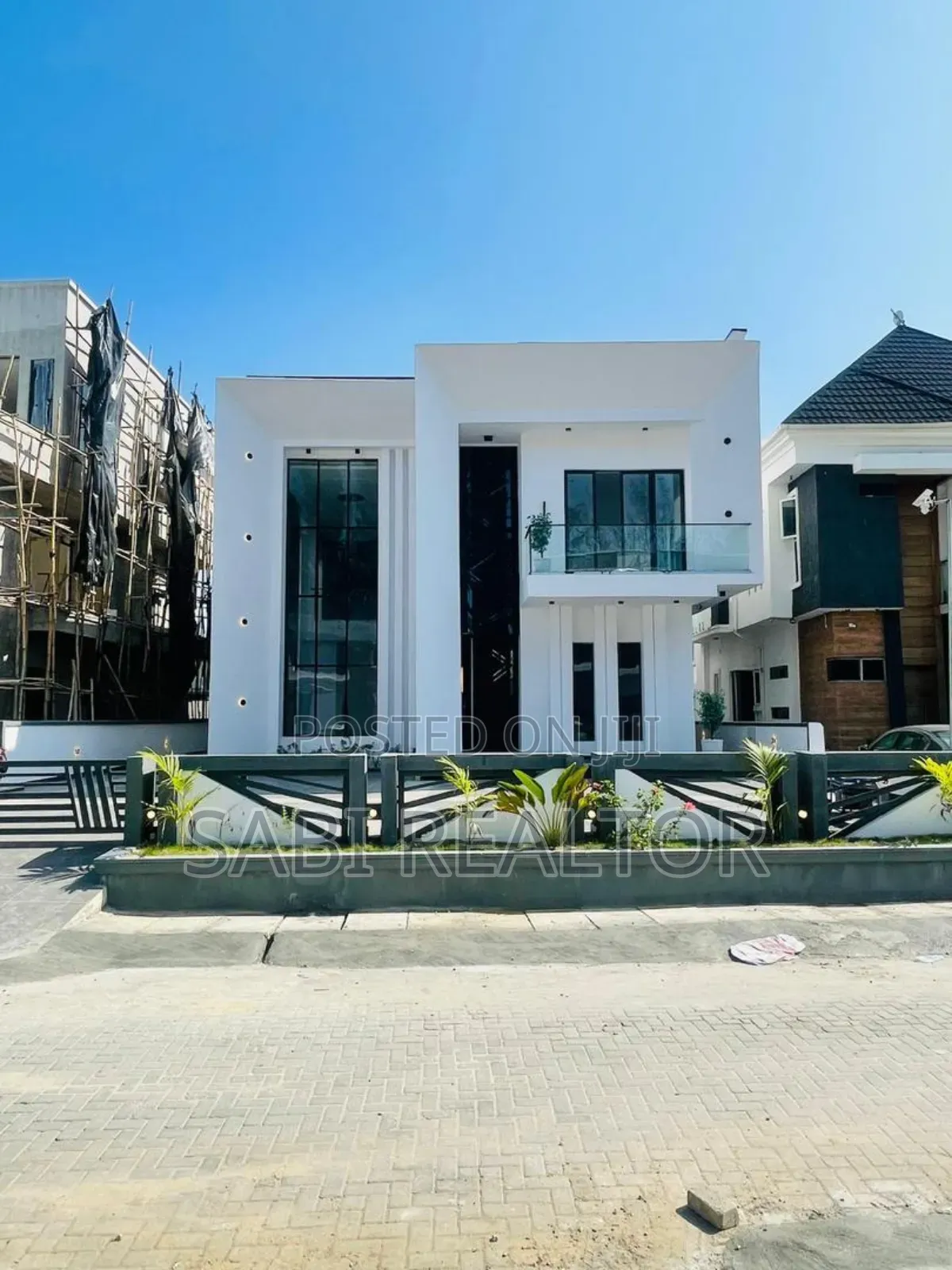 Furnished 5bdrm Duplex in Lekki County for sale in Lekki Phase 2
