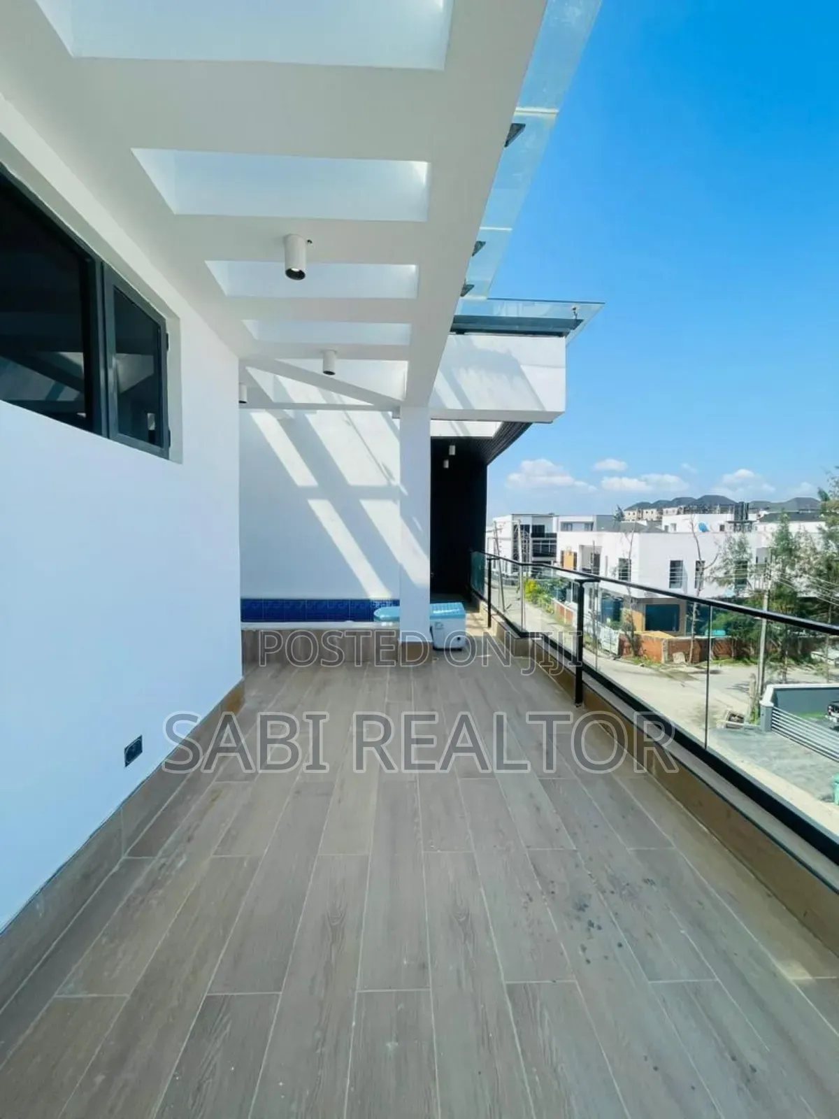 Furnished 5bdrm Duplex in Lekki County for sale in Lekki Phase 2