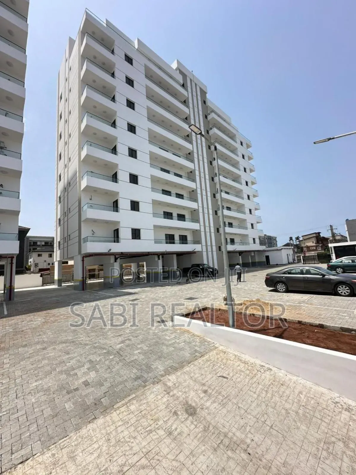 Furnished 4bdrm Apartment in Banana Island for sale in Banana Island