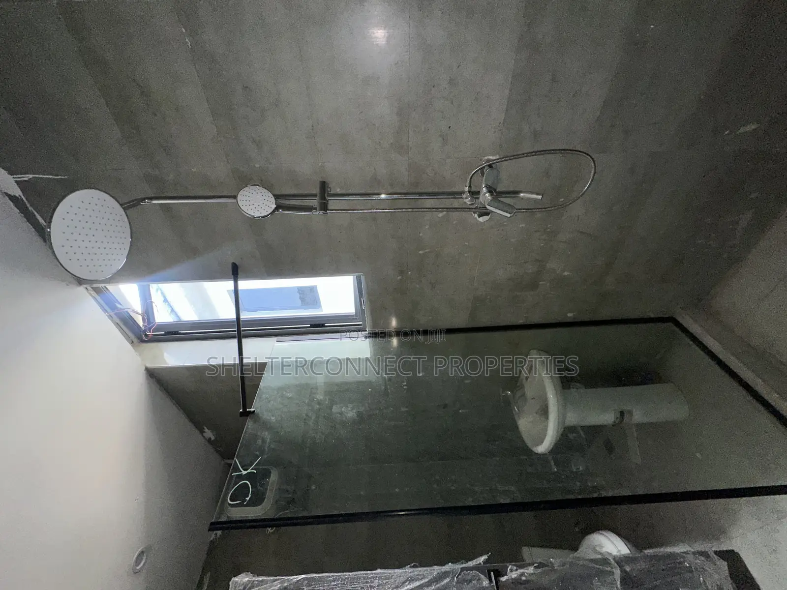 3bdrm Apartment in Ikate for sale in Ikate
