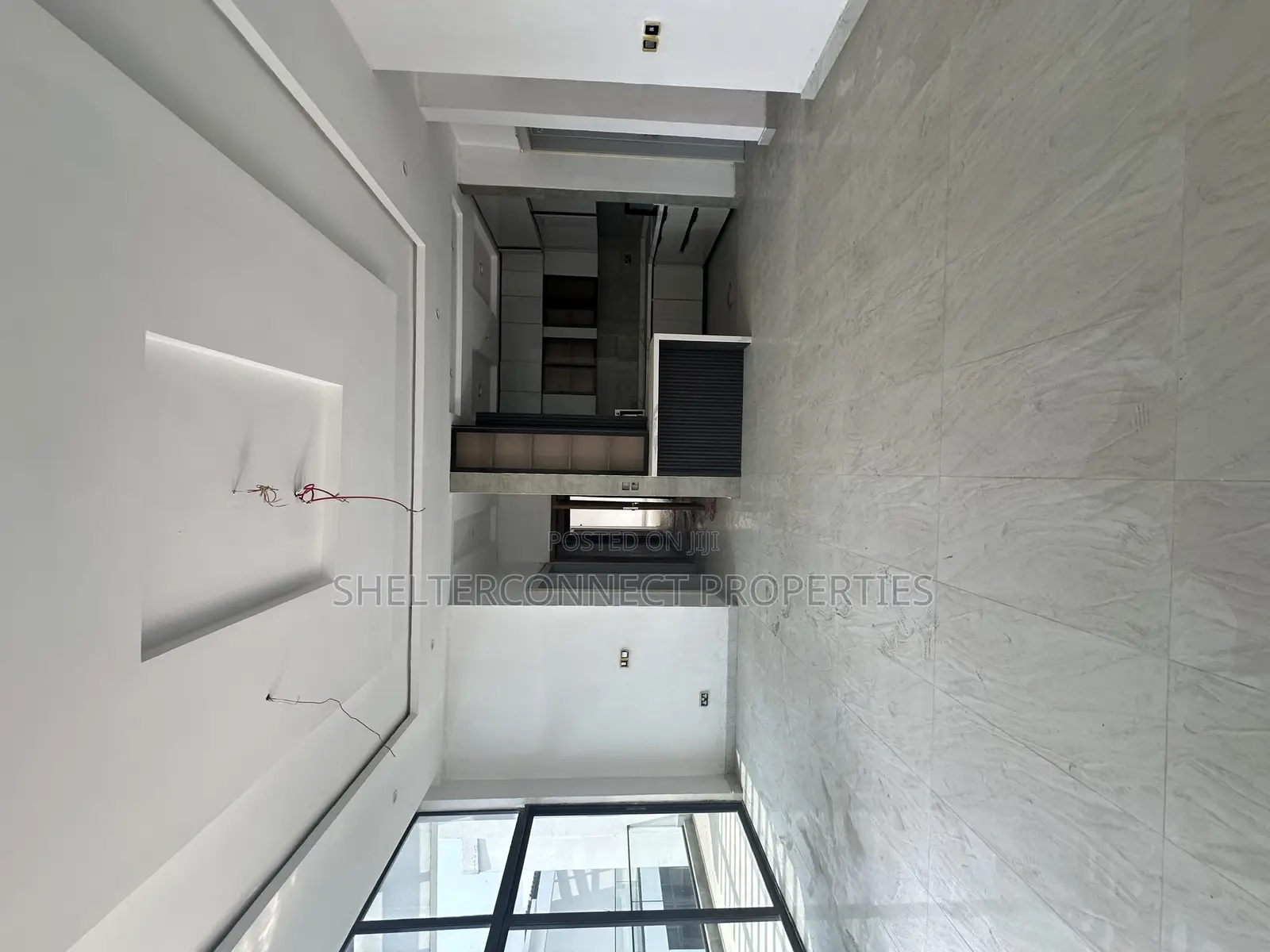 2bdrm Penthouse in Ikate for sale in Ikate