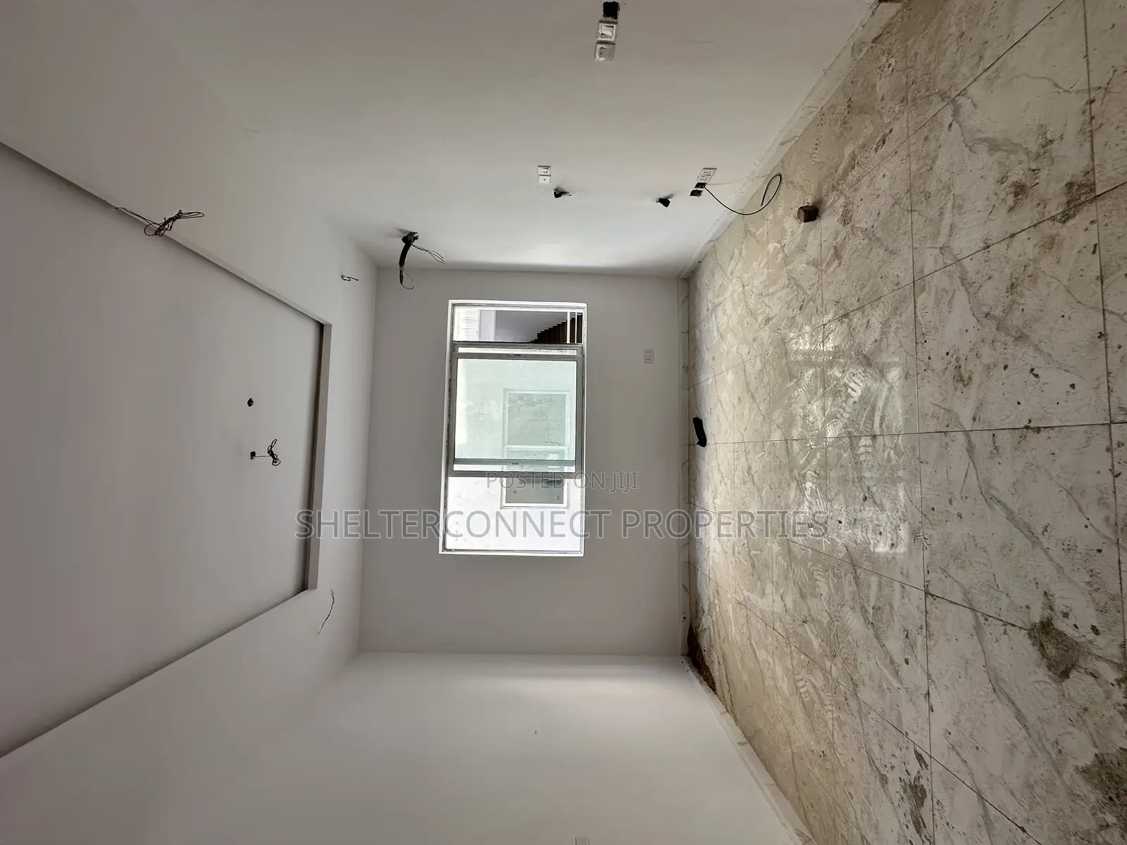 2bdrm Apartment in Ikate for sale in Ikate