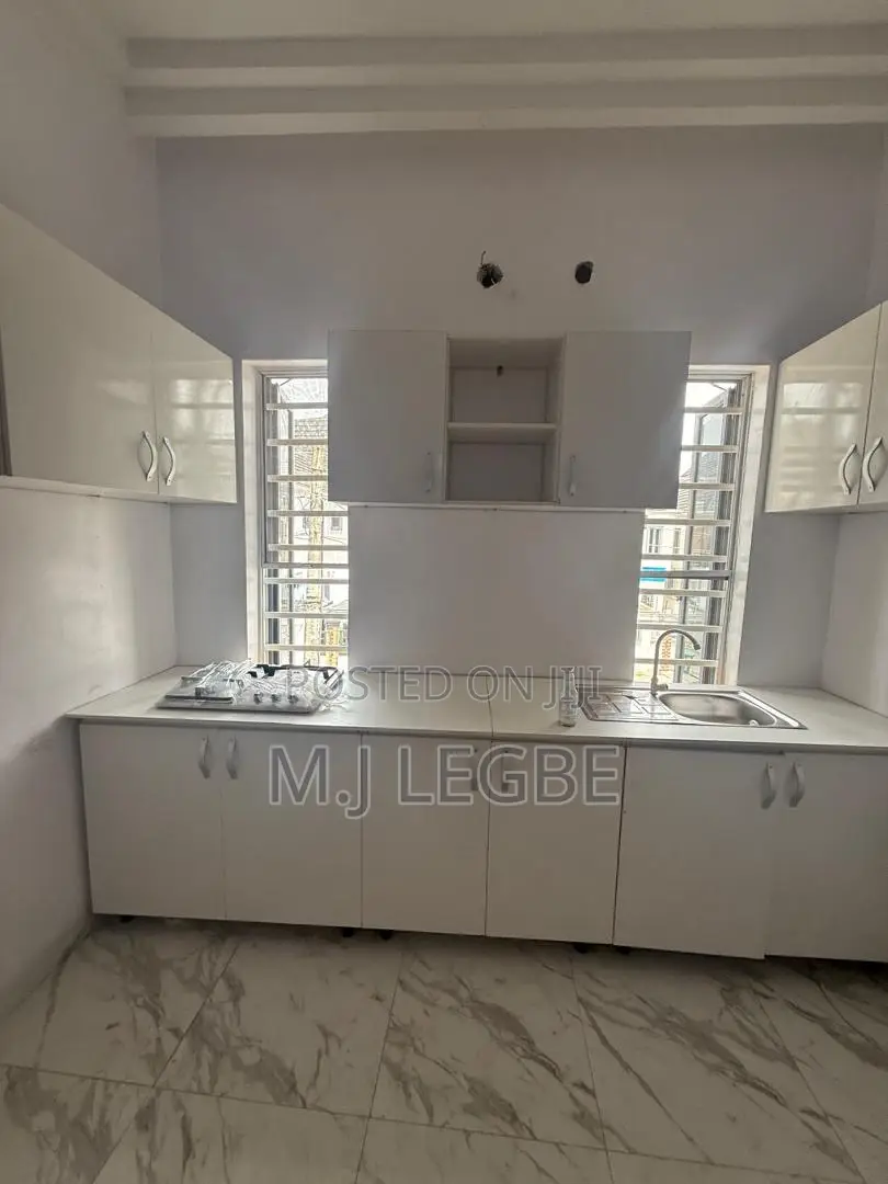 Studio Apartment in Ikota, Lekki for rent in Lekki