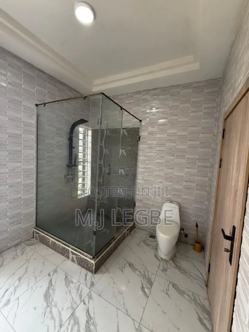 Studio Apartment in Ikota, Lekki for rent in Lekki