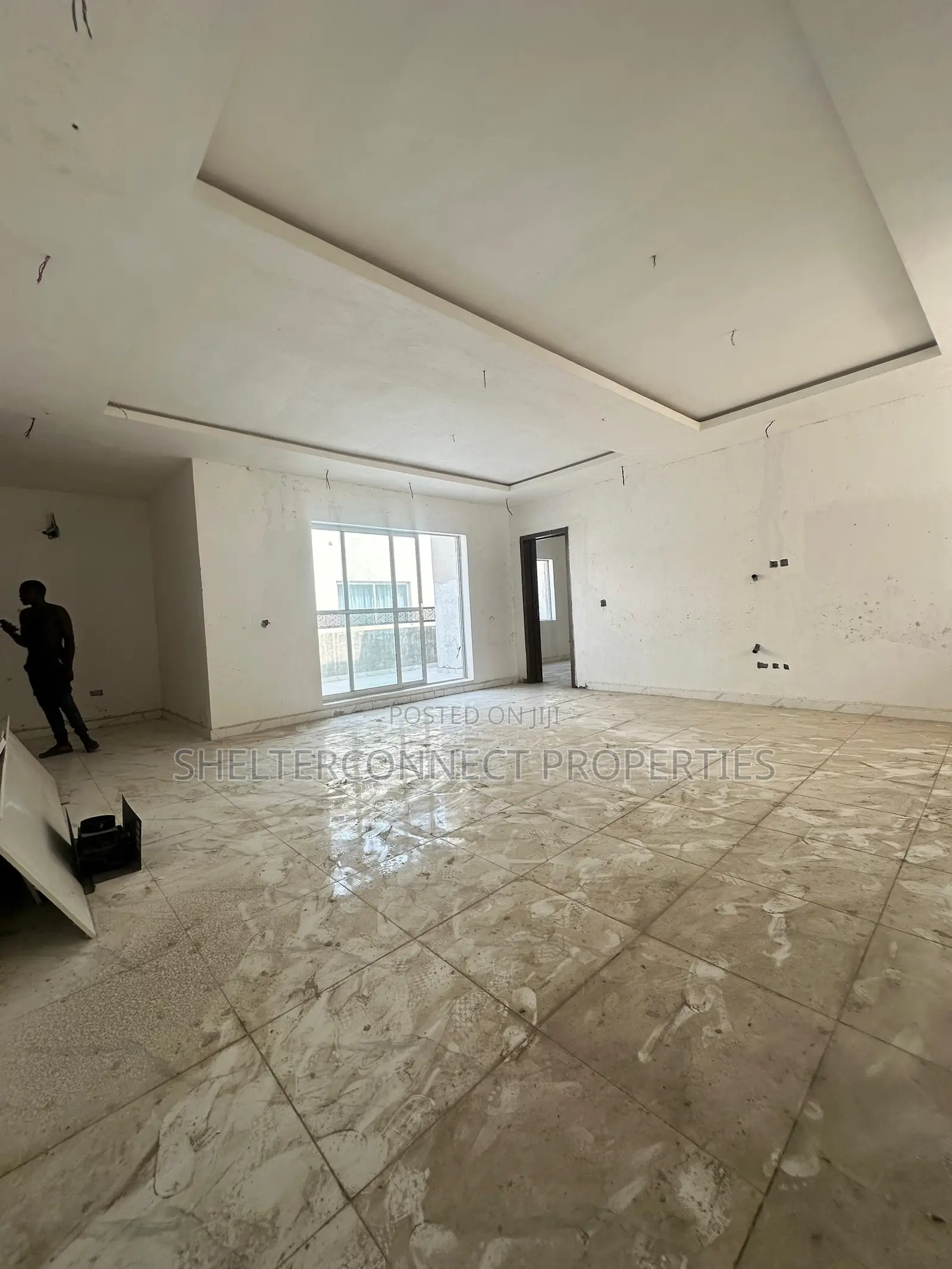 3bdrm Penthouse in Ikate for sale in Ikate