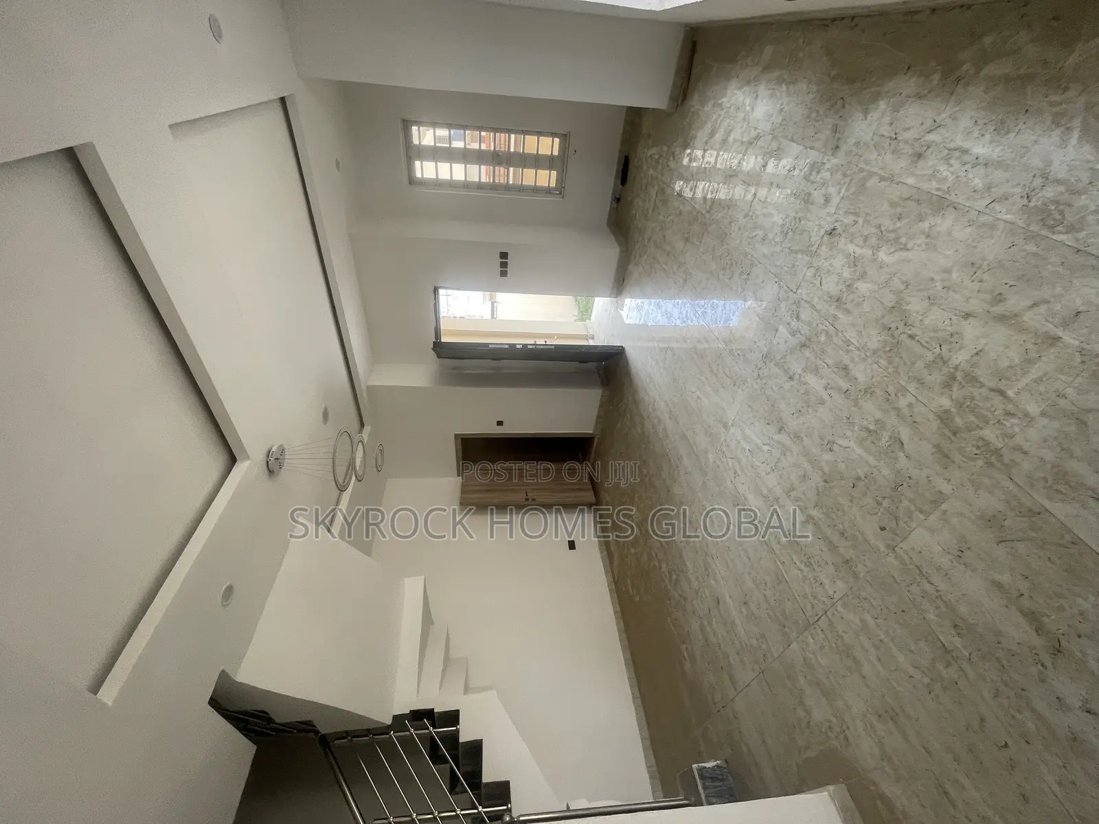 4bdrm Duplex in Ikota for rent in Ikota