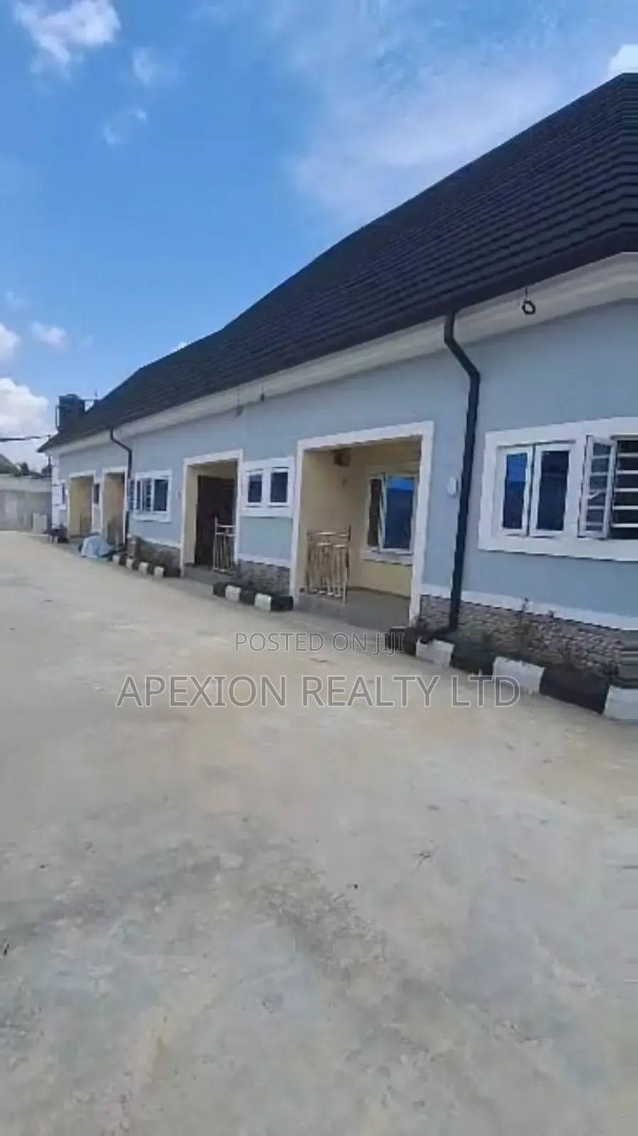 1bdrm Apartment in Radio Estate Mgbuoba, New Layout for rent in New Layout