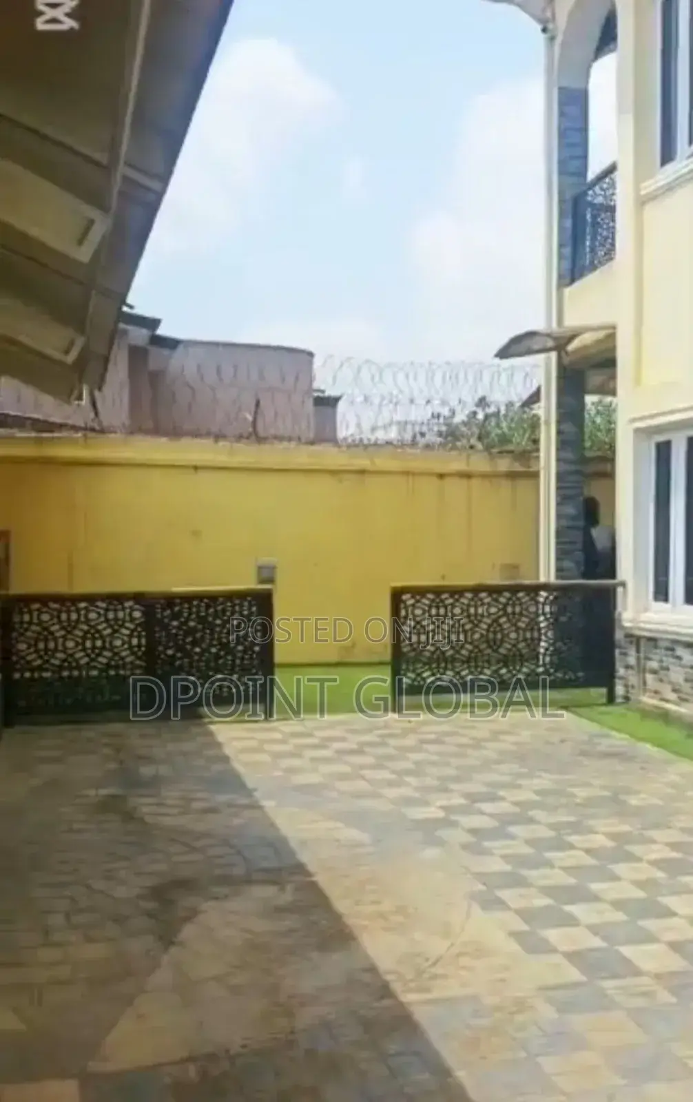 5bdrm Duplex in In Mini Estate, Oko-Oba for sale in Oko-Oba