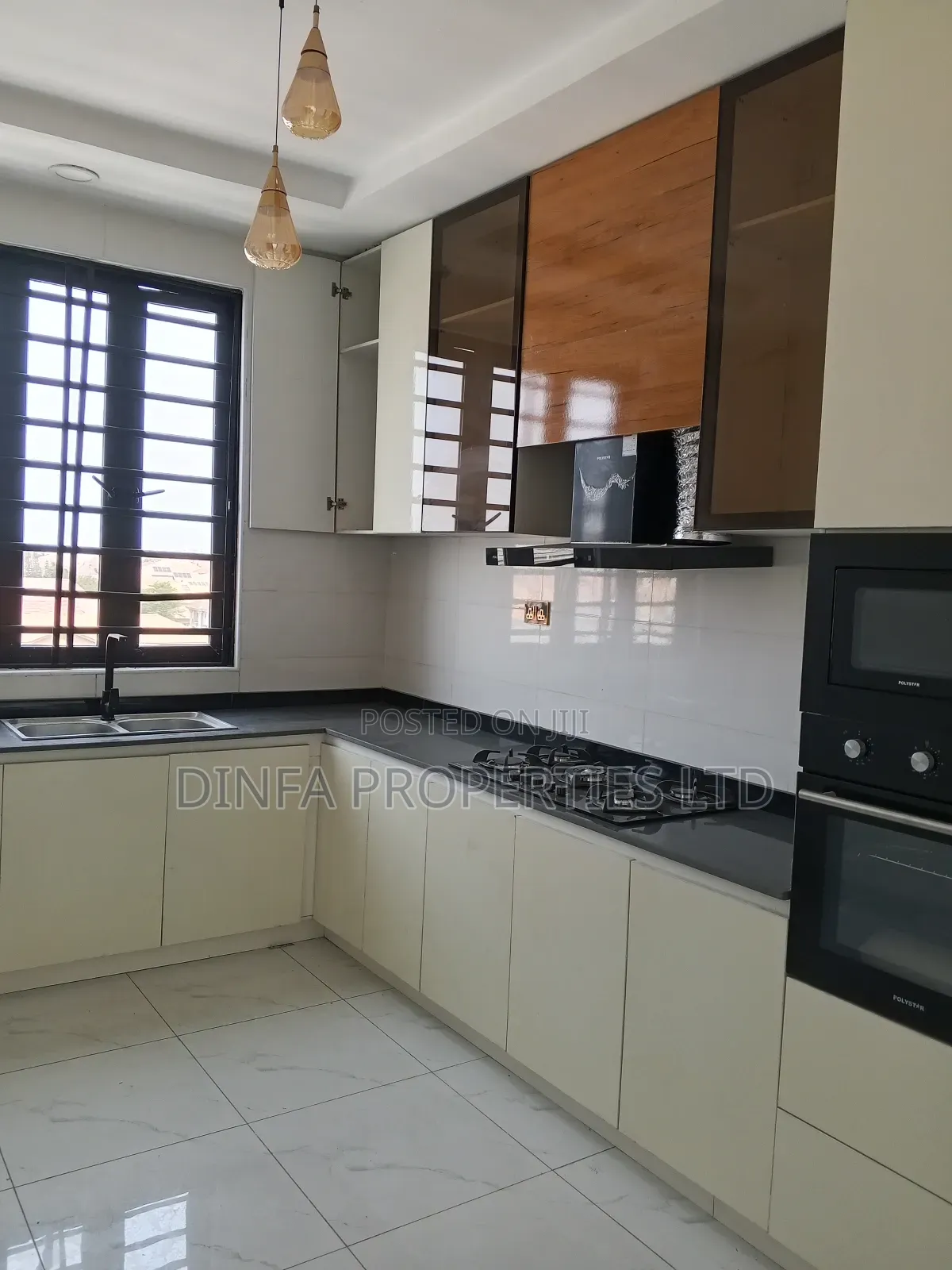 2bdrm Apartment in Spg Road Ikate for sale in Ikate