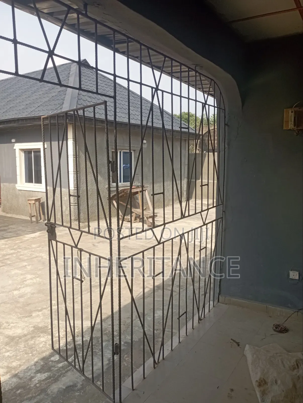 1bdrm Bungalow in Okeowo, Agric for rent in Agric