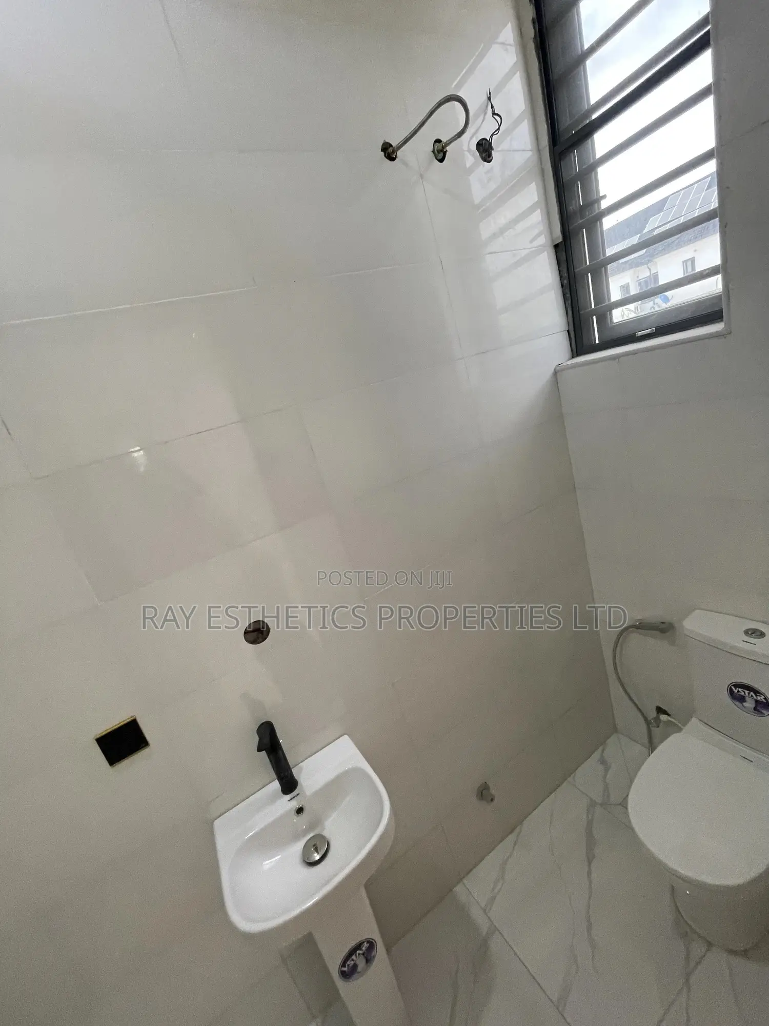 5bdrm Duplex in Harris Drive, VGC / Ajah for sale in VGC / Ajah