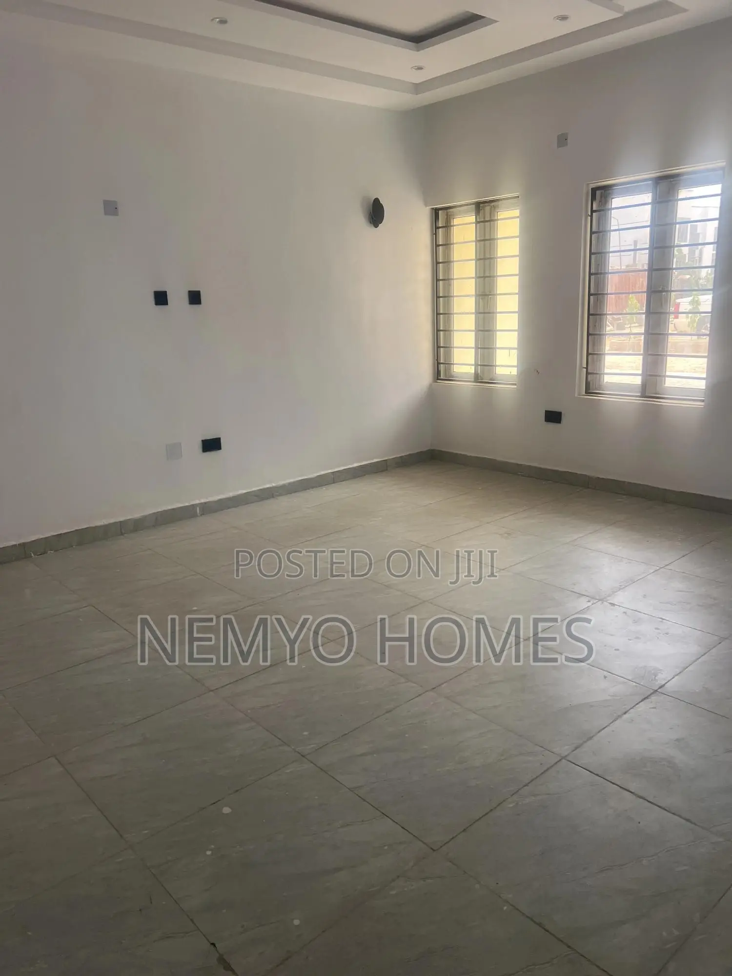 4bdrm Duplex in Kaura for sale in Kaura