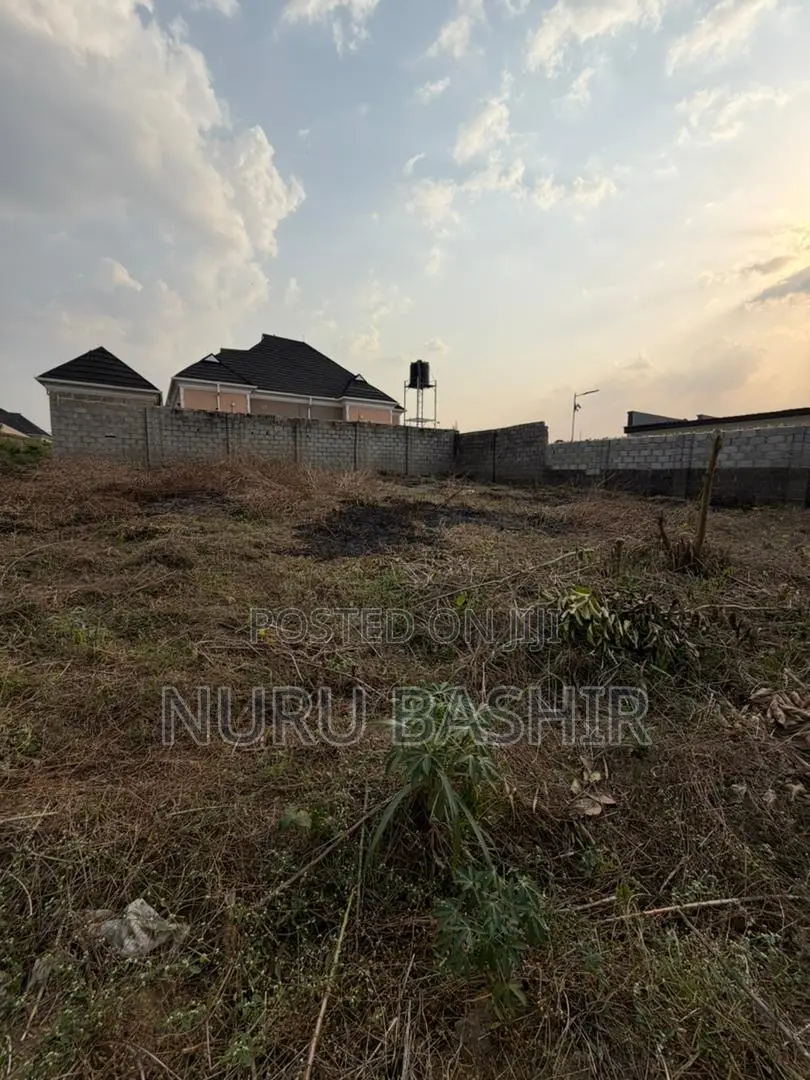Partly Fenced Plot of Land for Sale in Akala Express