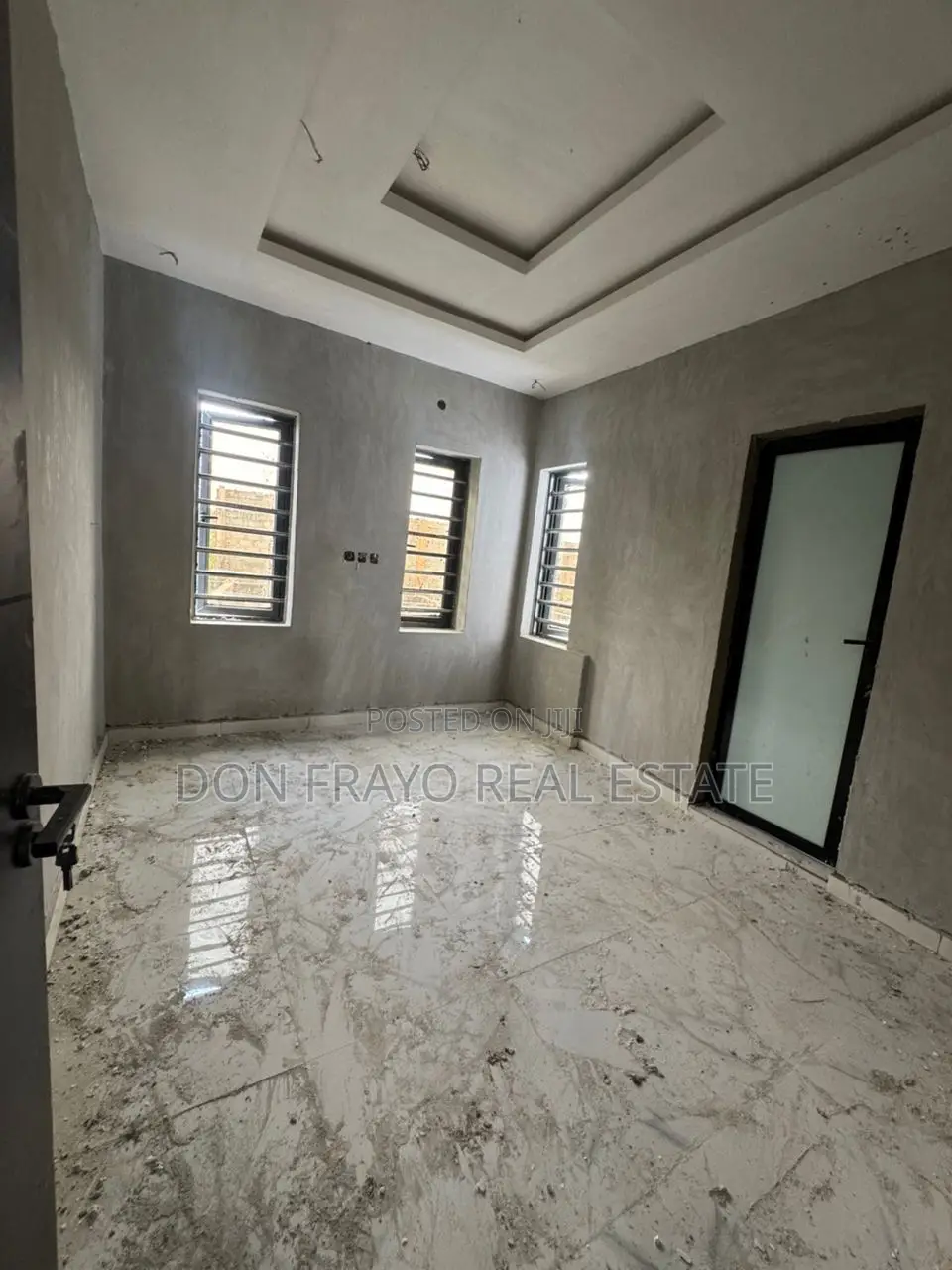 3bdrm Apartment in Ring Road Gra, Oluyole Estate for sale in Oluyole Estate