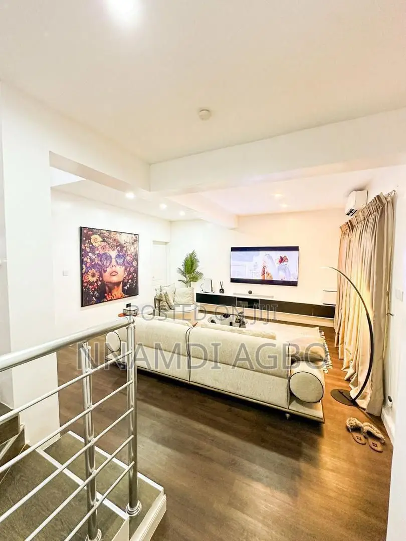 Furnished 3bdrm Apartment in Ikate for sale in Ikate