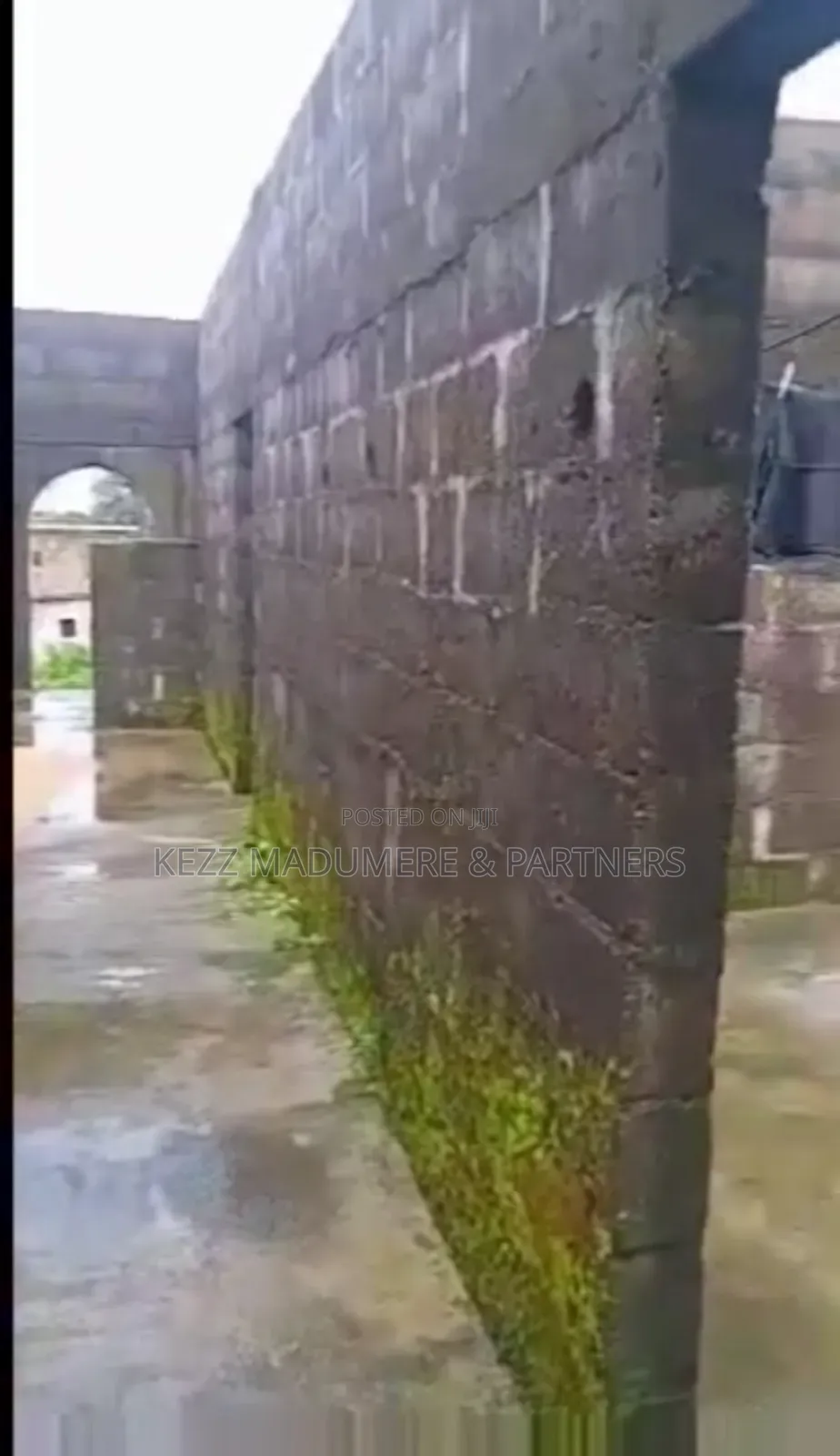 For Sale : Uncompleted 22 Rooms Hotel At Ogbogoro, Ph in Port-Harcourt