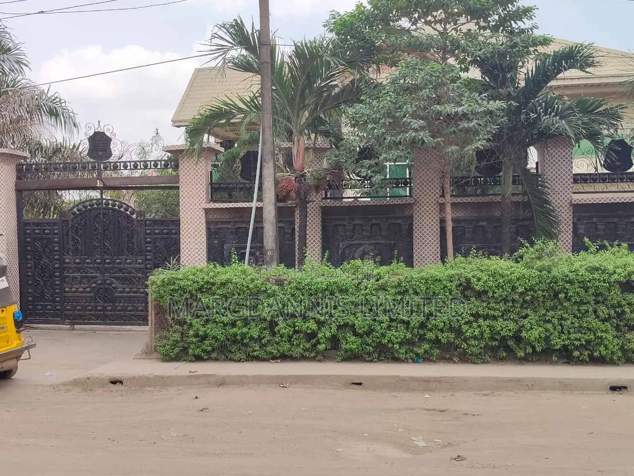 4bdrm Duplex in Isolo, Oke-Afa for sale in Oke-Afa