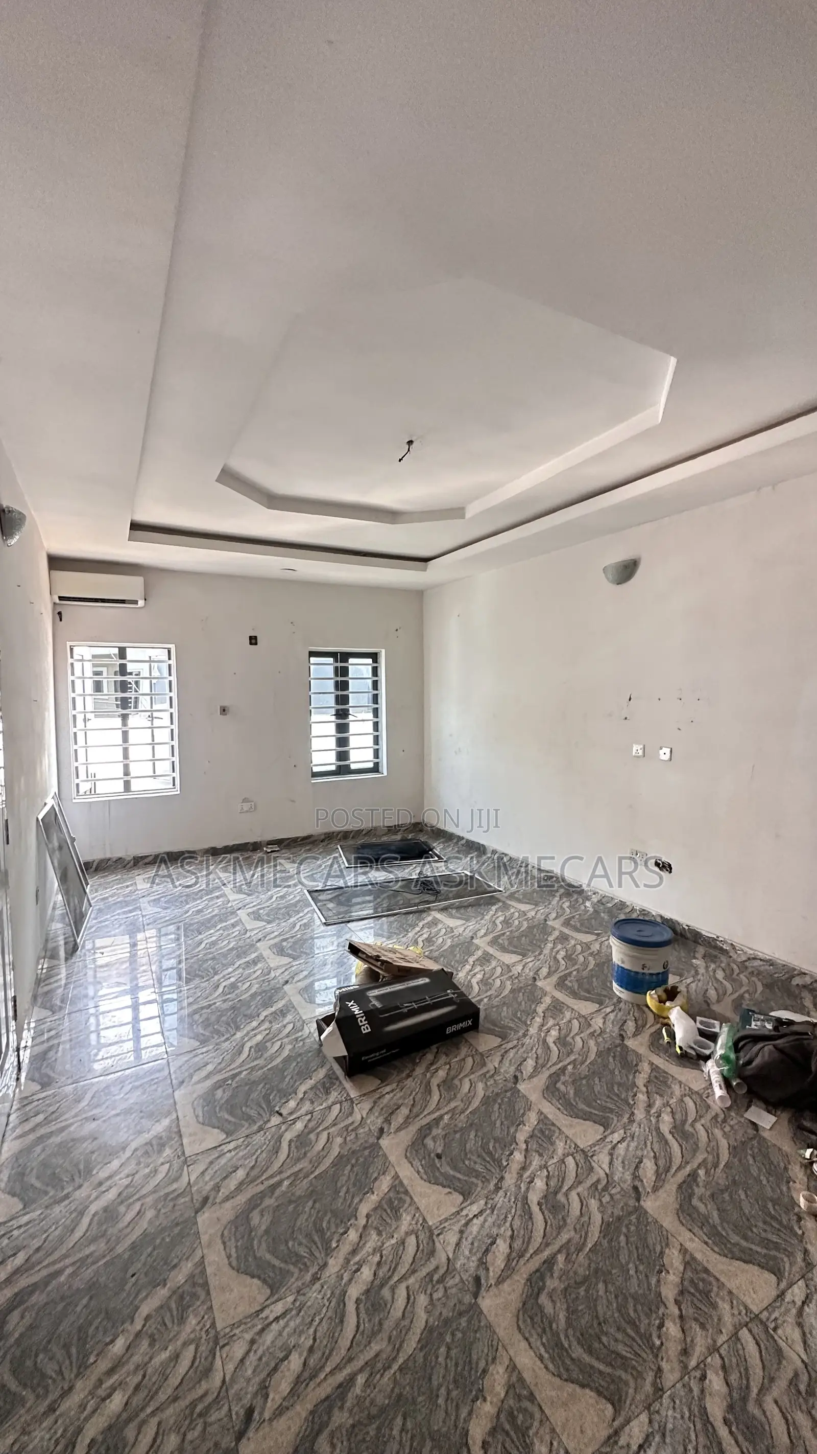2bdrm Room & Parlour in Ikota School for rent in Ikota
