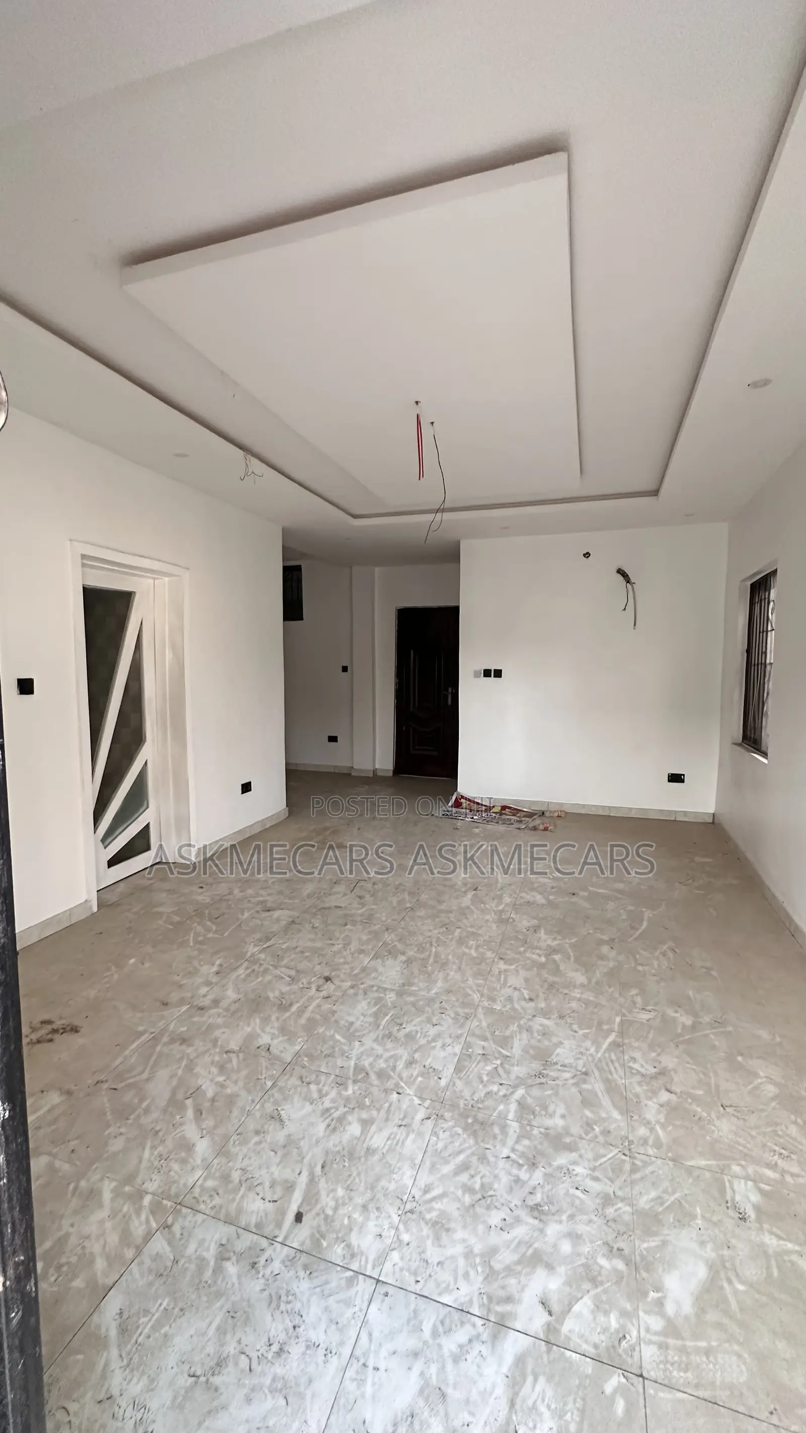 2bdrm Room & Parlour in Abrahim Adesanya, Ajah for rent in Ajah
