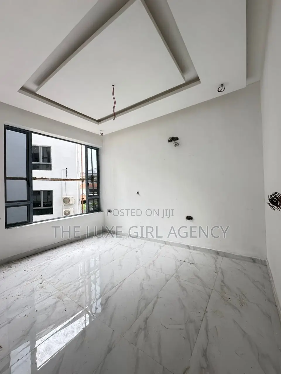 1bdrm Block of Flats in Periwinkle Estate, Lekki Phase 1 for sale in Lekki Phase 1
