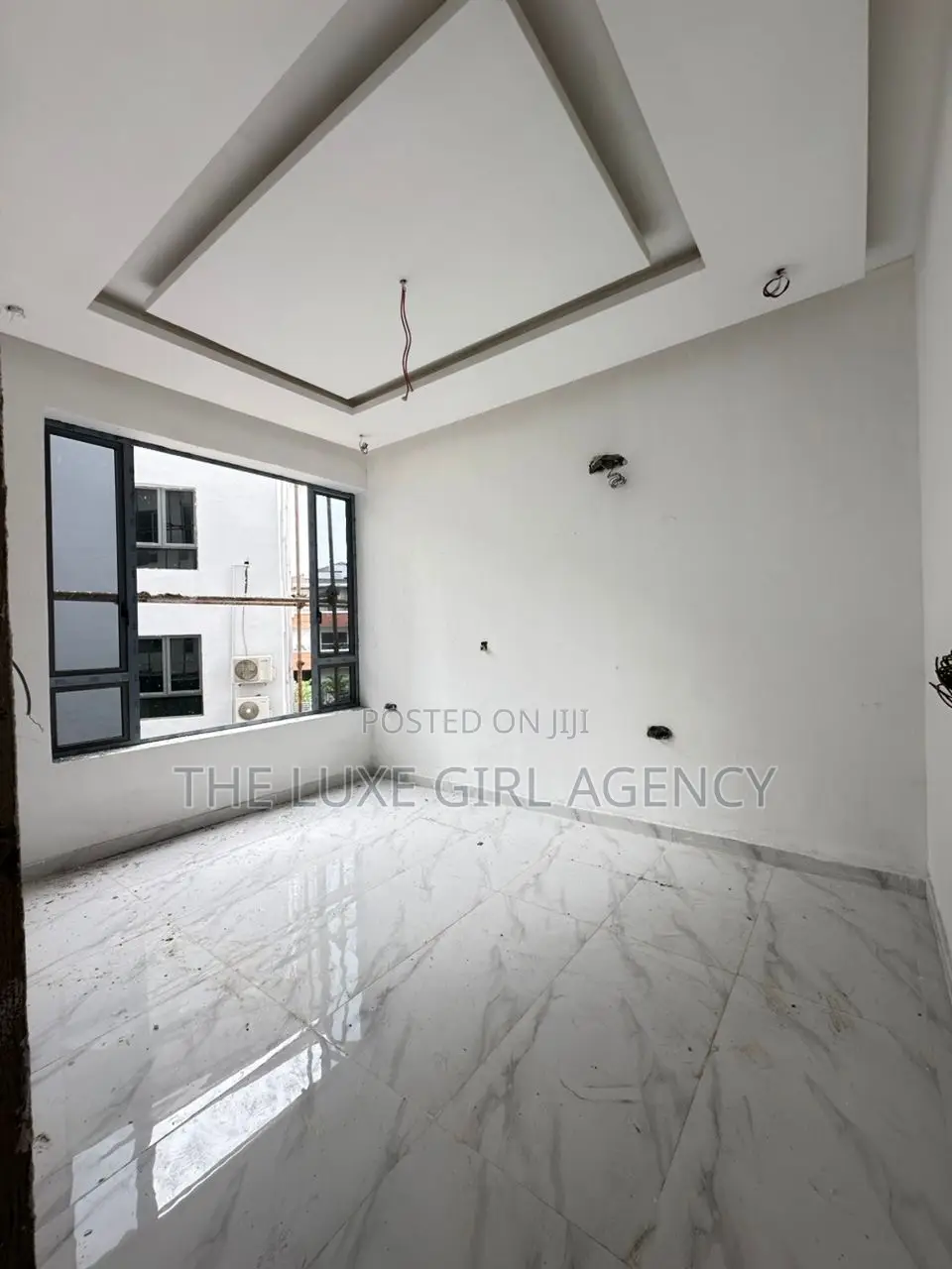 1bdrm Block of Flats in Periwinkle Estate, Lekki Phase 1 for sale in Lekki Phase 1