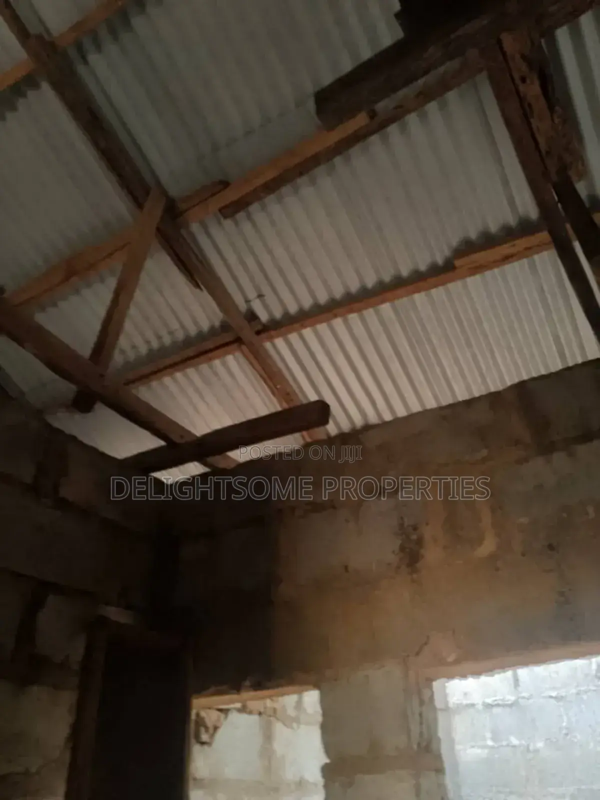3bdrm Block of Flats in Powerline, Ologuneru for sale in Ologuneru